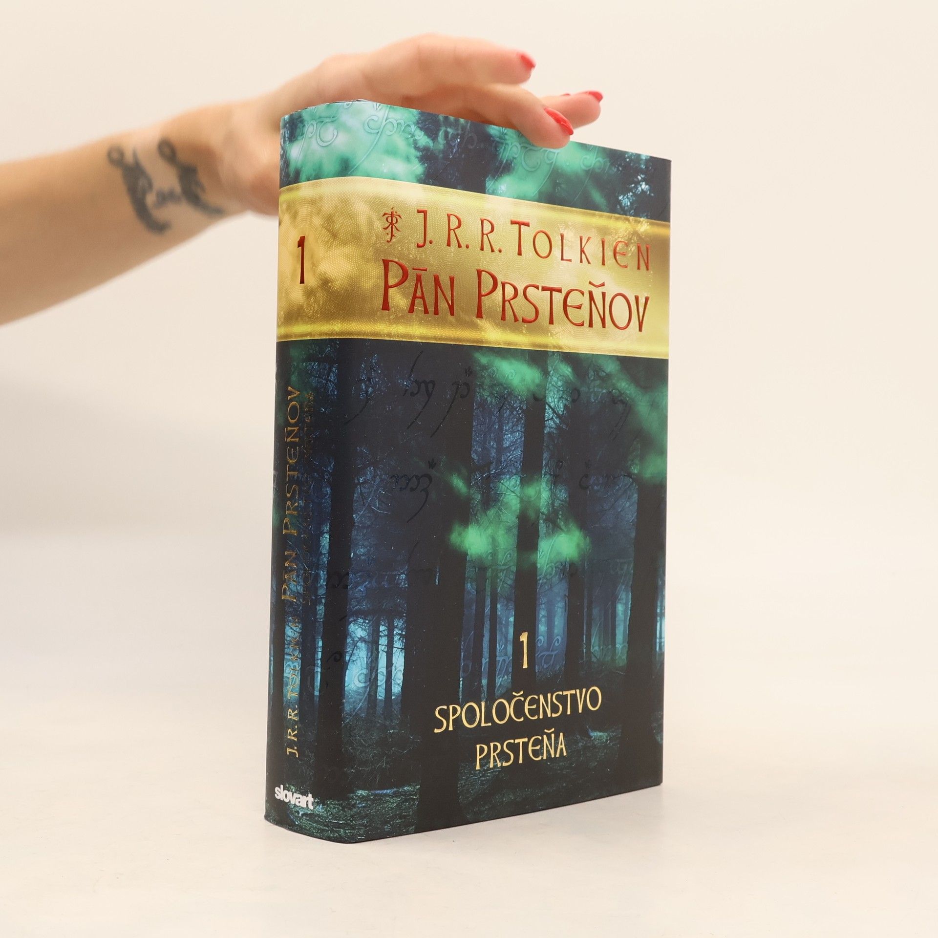 J. R. R. Tolkien Pán prsteňov 1. Spoločenstvo prsteňa
