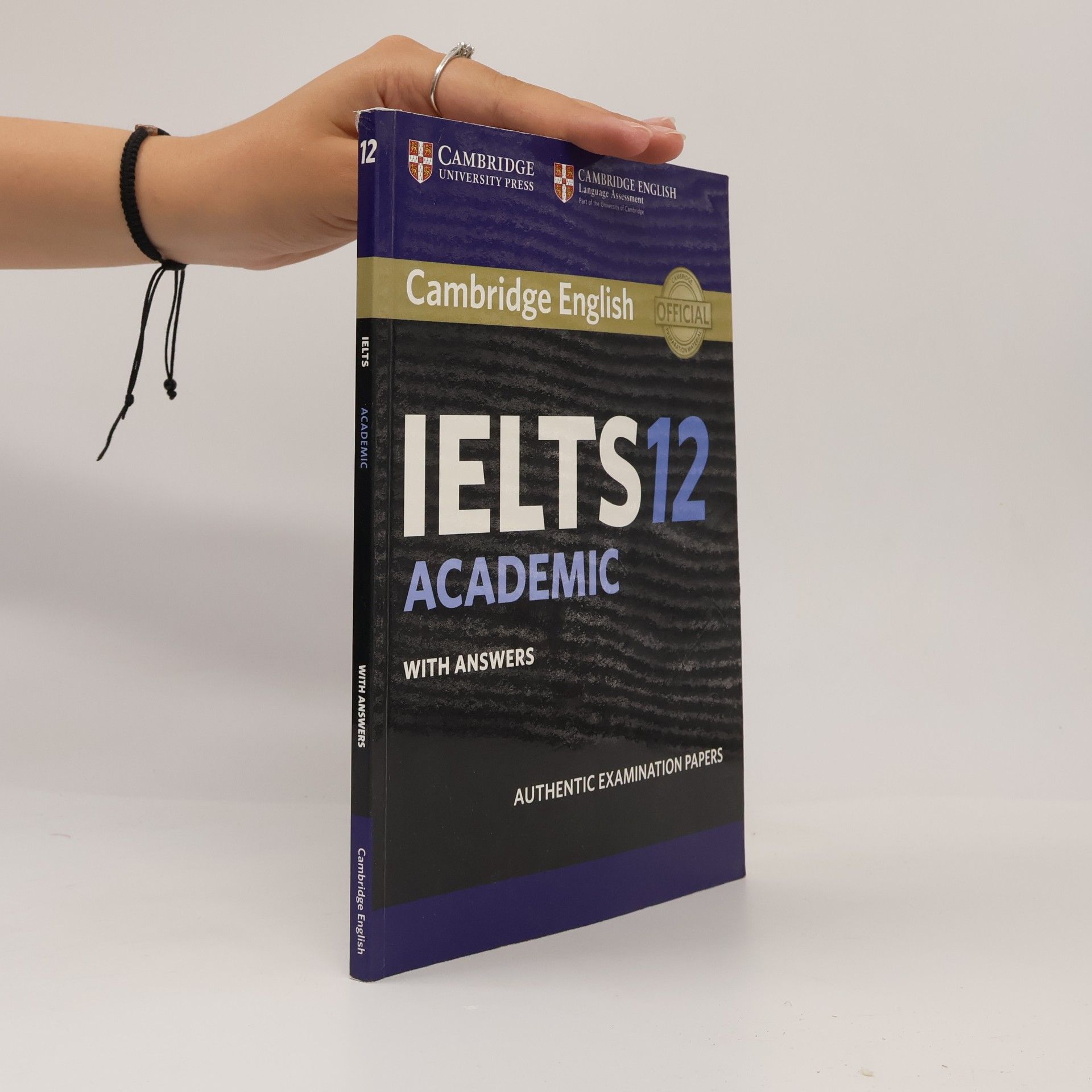 Collectif d'auteurs IELTS 12. Academic
