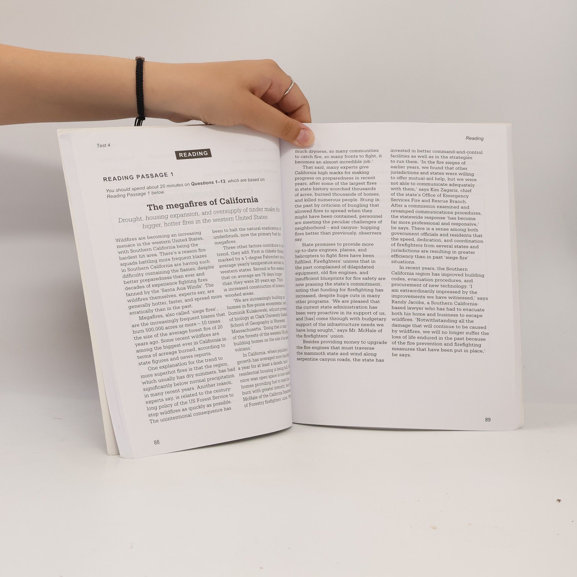 Autorenkollektiv Cambridge IELTS 10 Student's Book with Answers