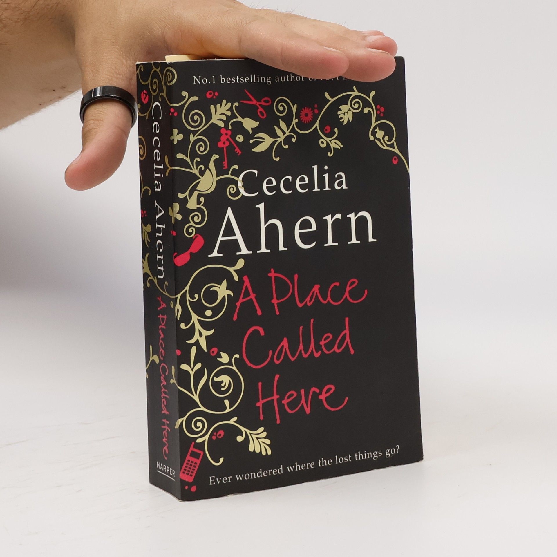 Cecelia Ahern A Place Called Here