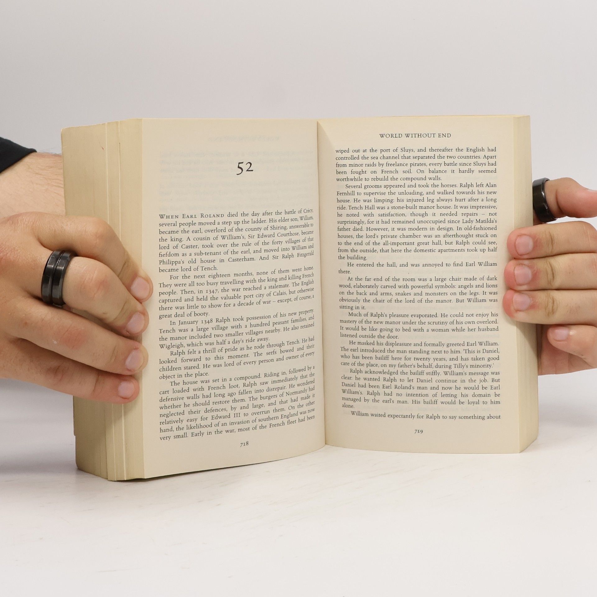 Ken Follett World without end