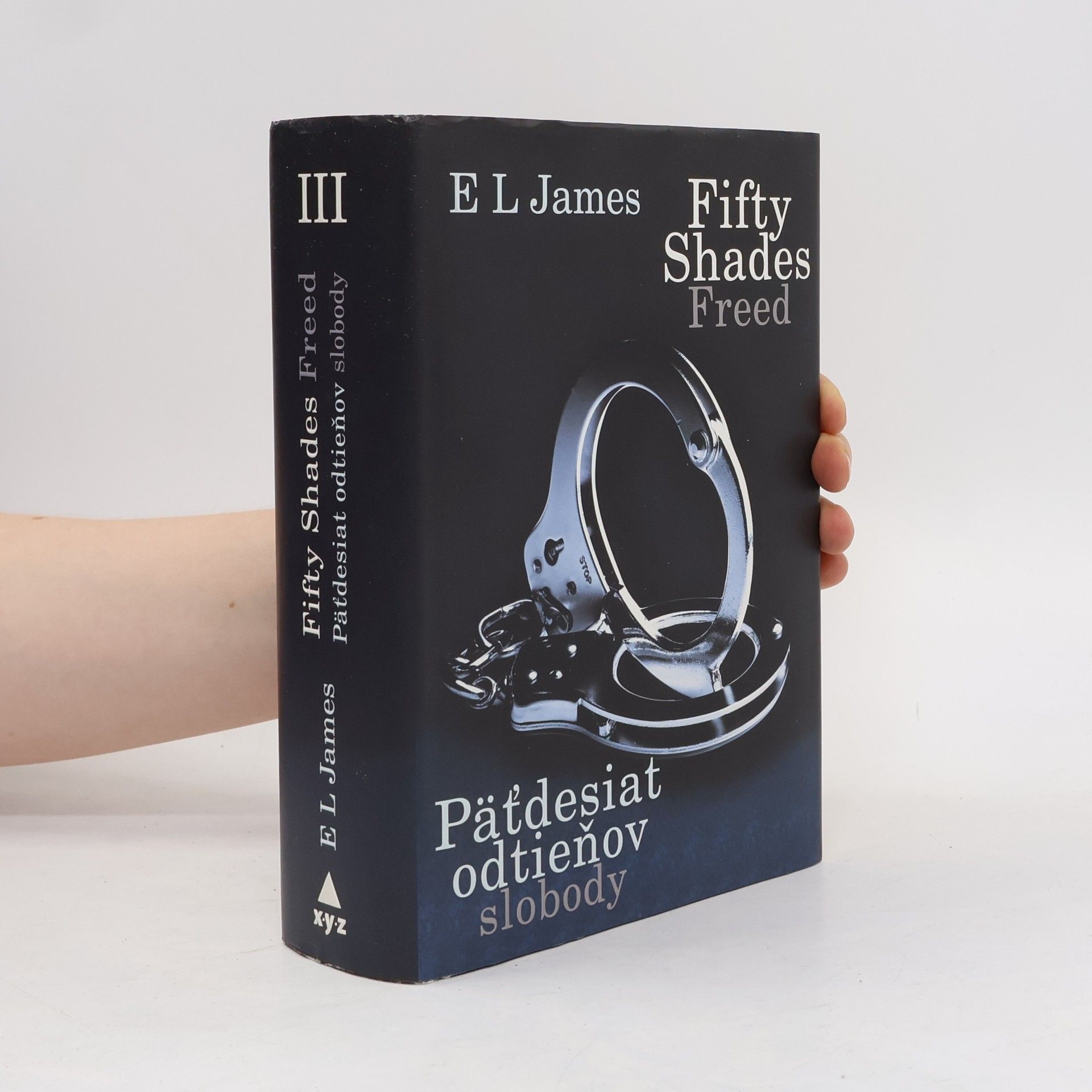 E L James Päťdesiat odtieňov slobody