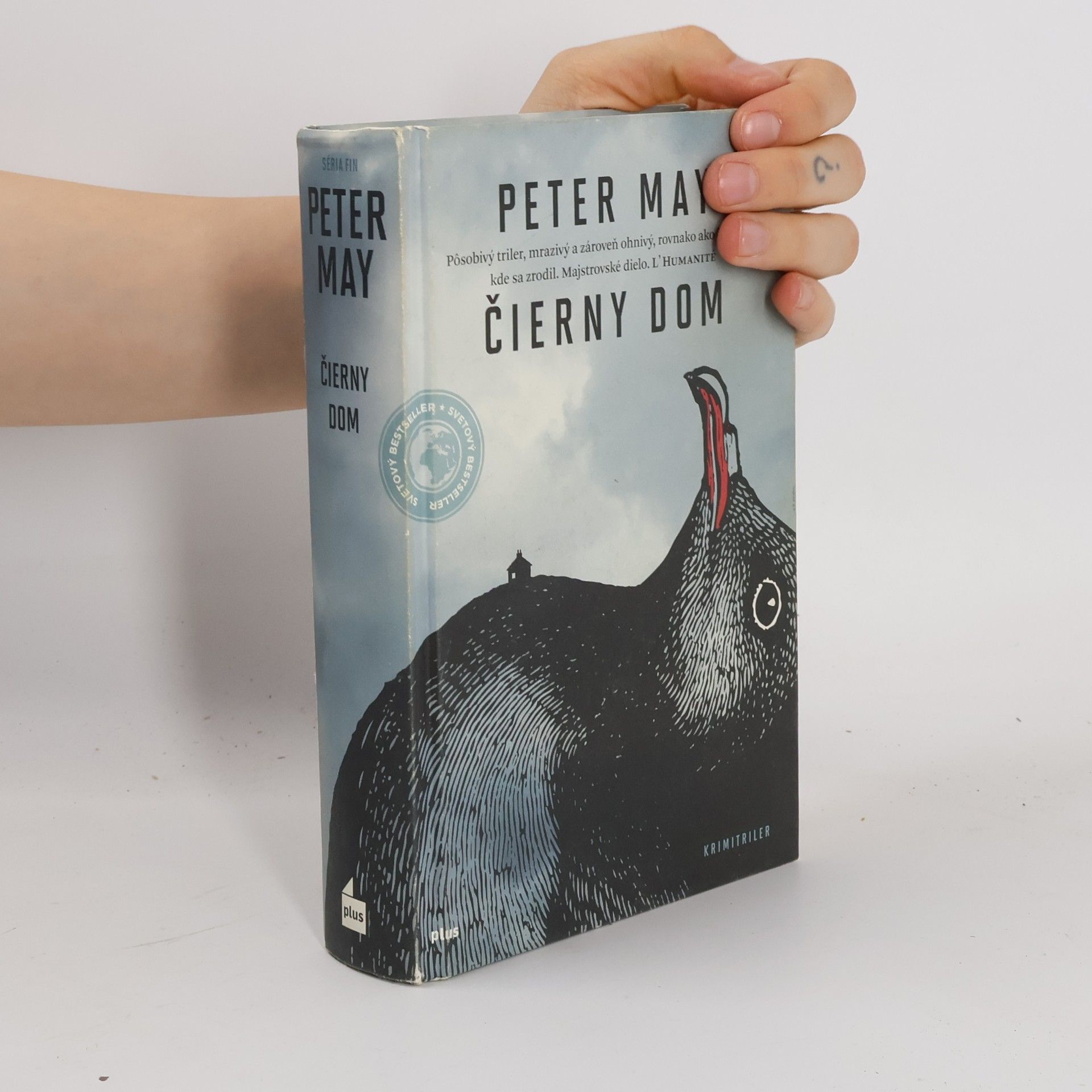 Peter May Čierny dom