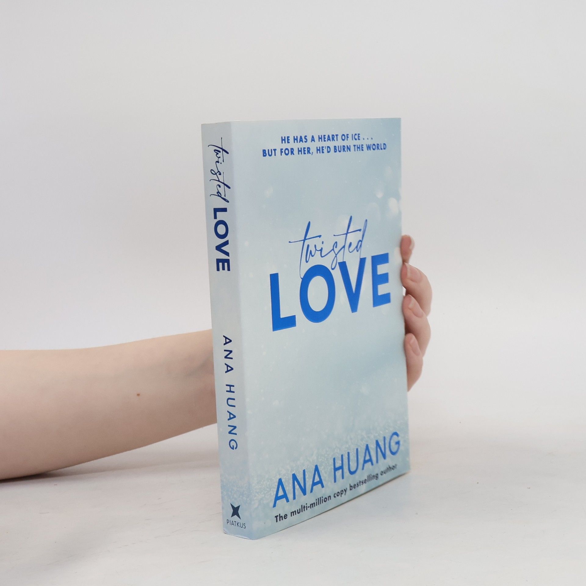 Ana Huang Twisted love. Twisted book one
