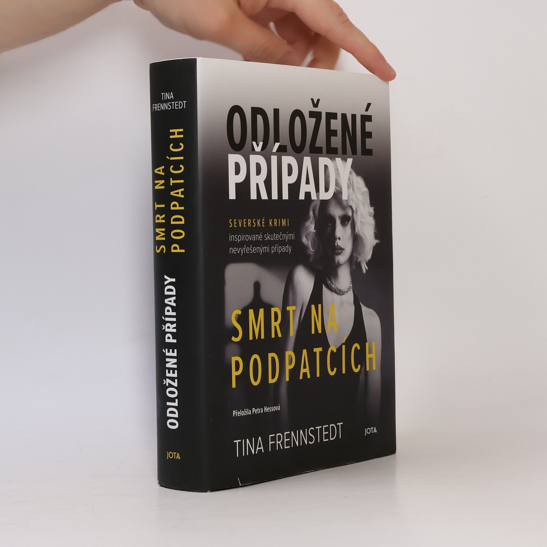Tina Frennstedt Odložené případy. Smrt na podpatcích