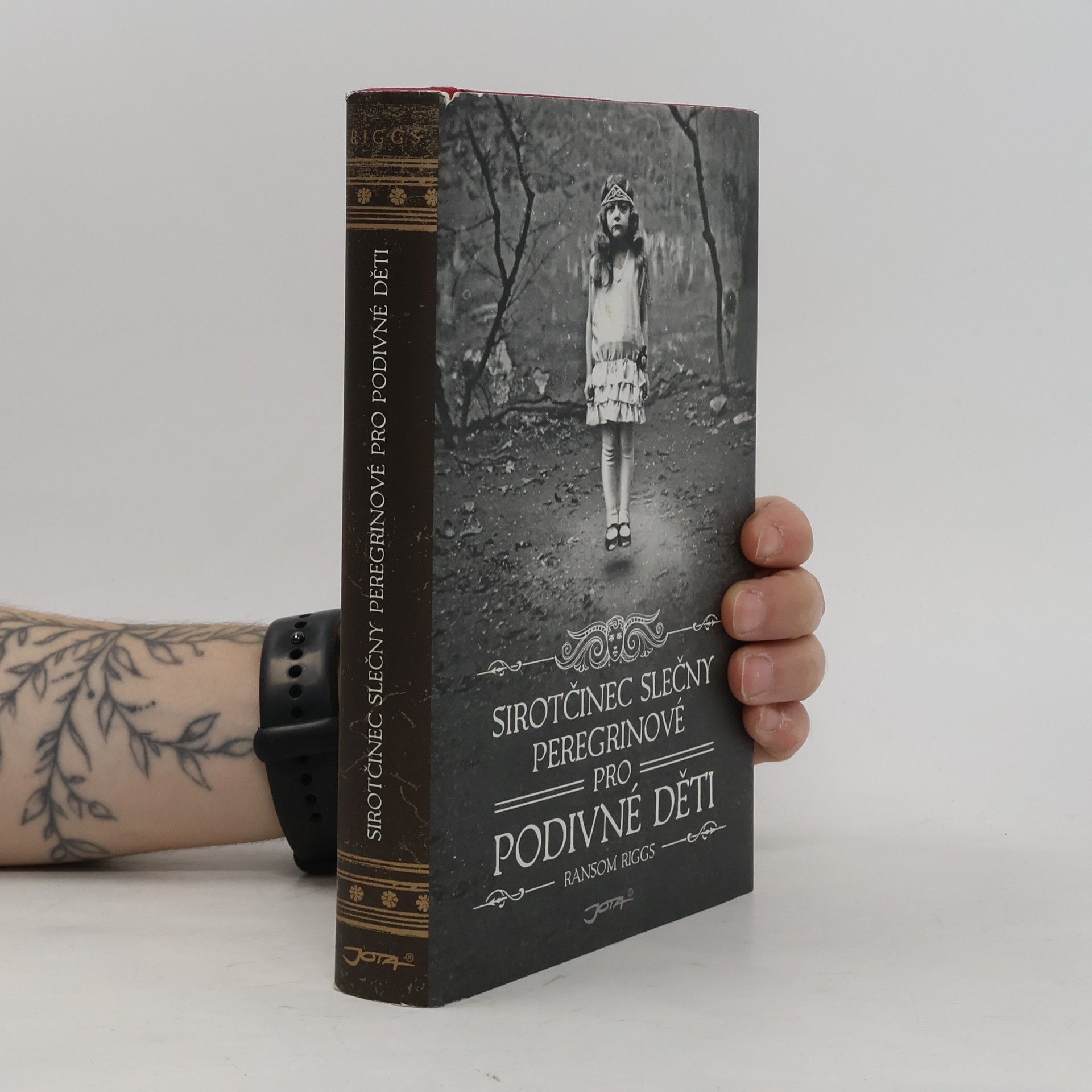 Ransom Riggs Sirotčinec slečny Peregrinové pro podivné děti