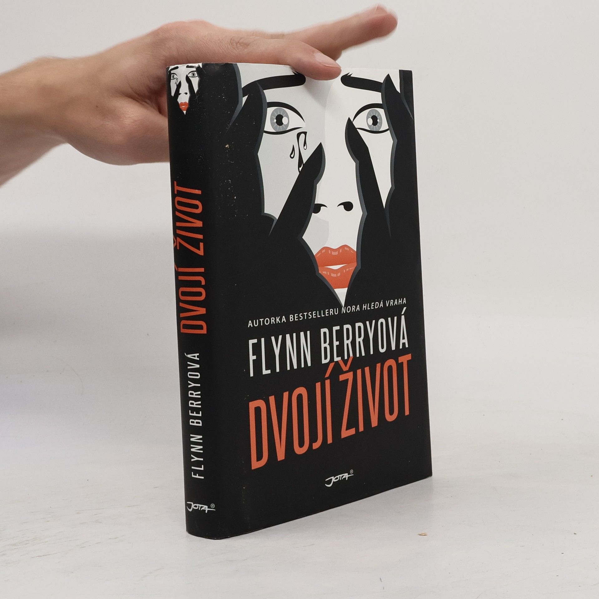 Flynn Berry Dvojí život