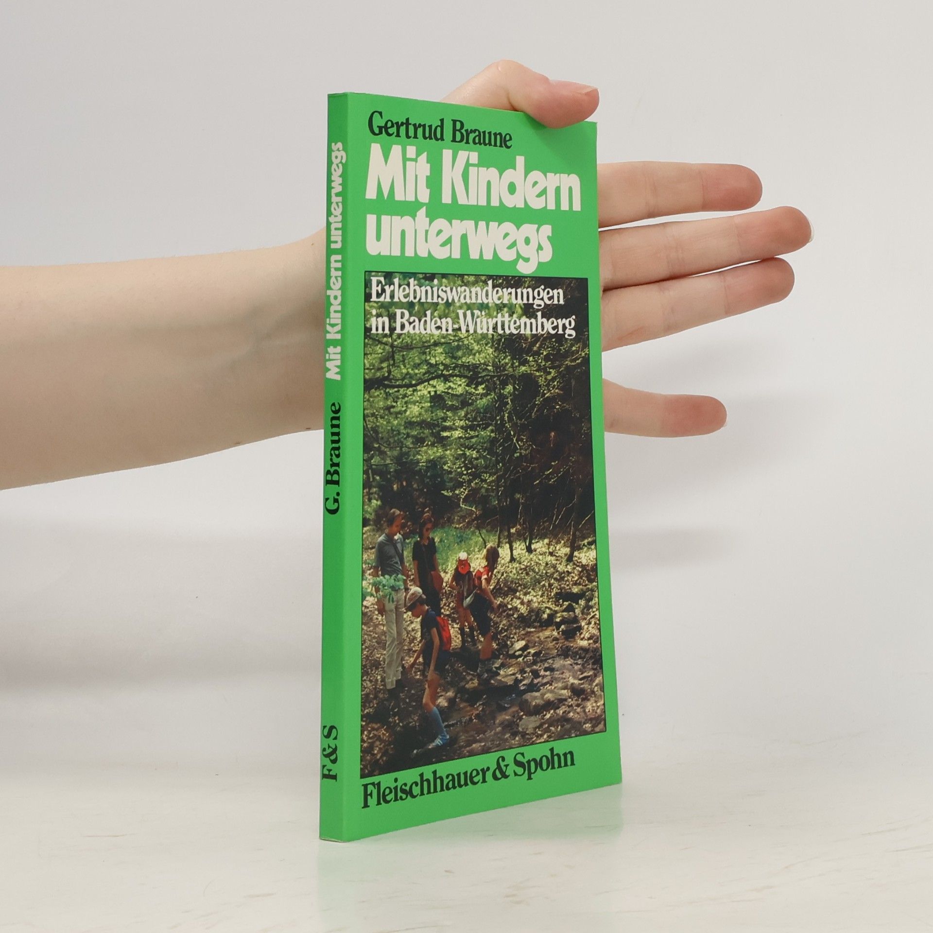Gertrud Braune Mit Kindern unterwegs