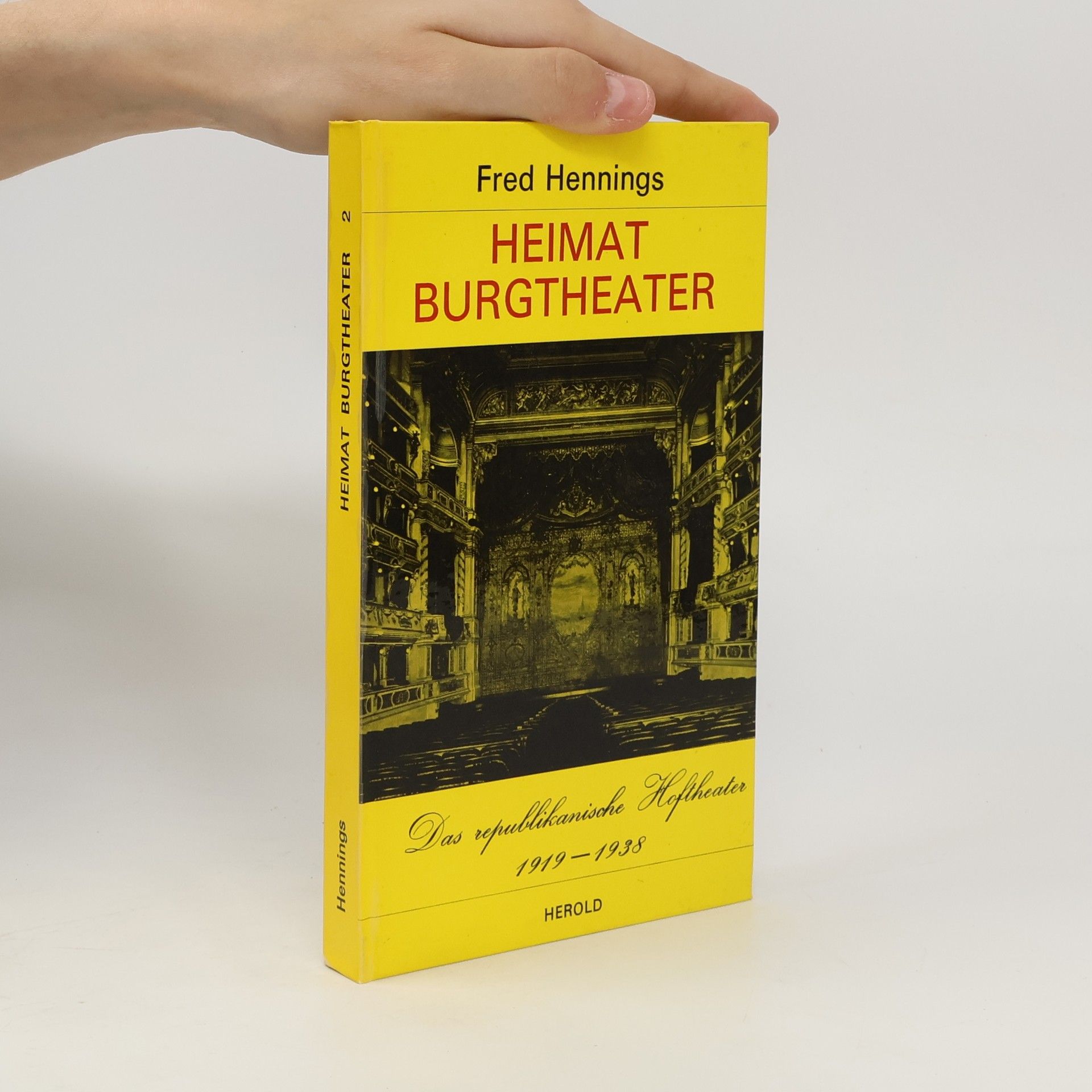 Fred Hennings Heimat Burgtheater 2