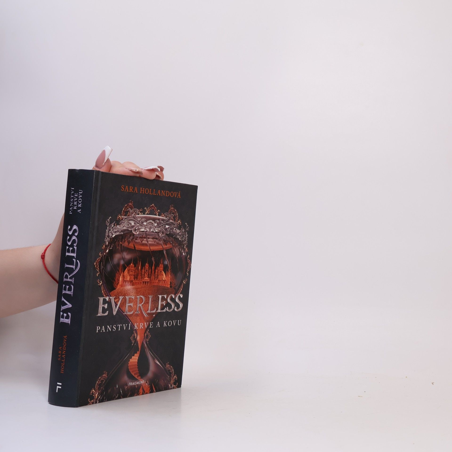 Everless: Panství krve a kovu