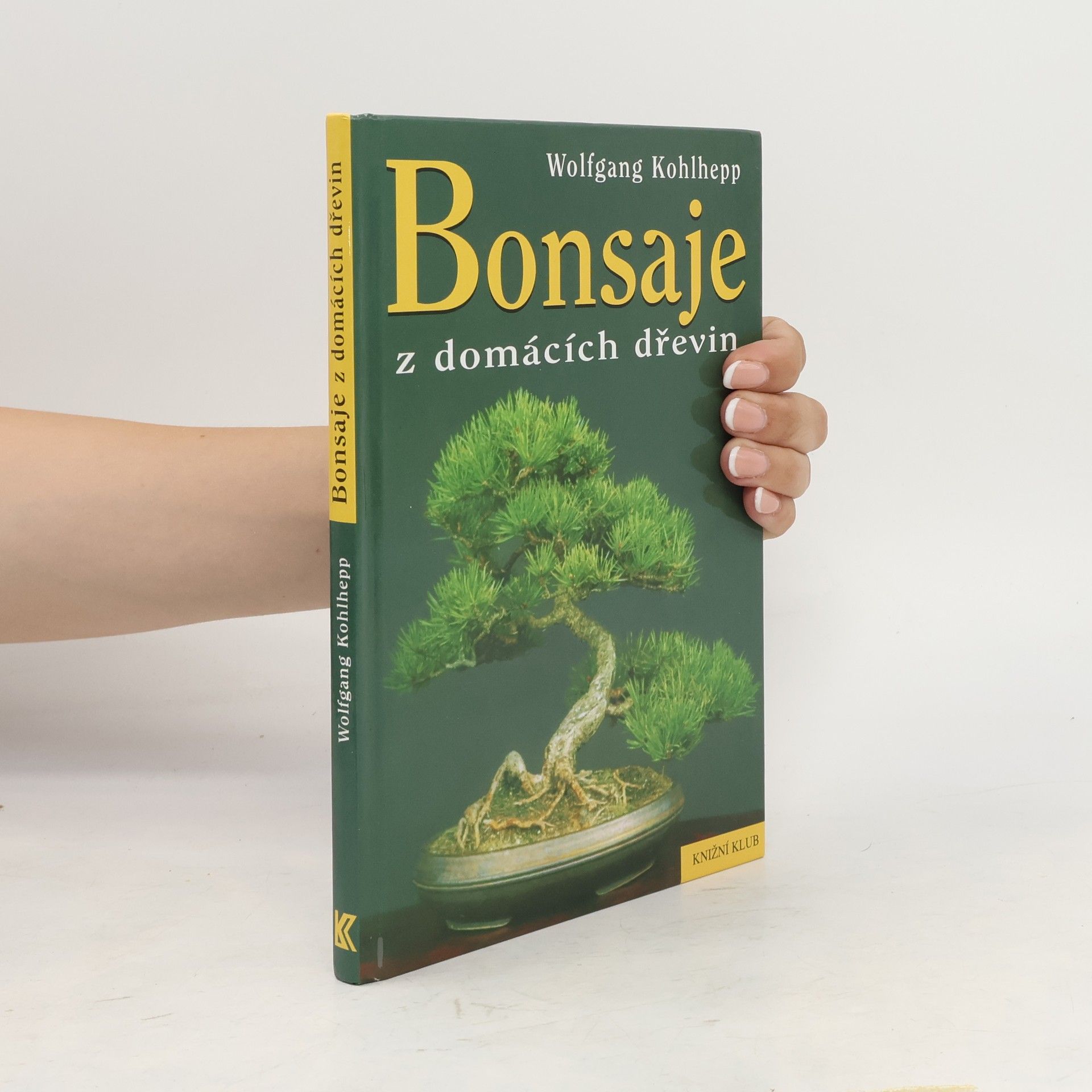 Bonsaje z domácích dřevin. 54 barevných fotografií, 78 kreseb