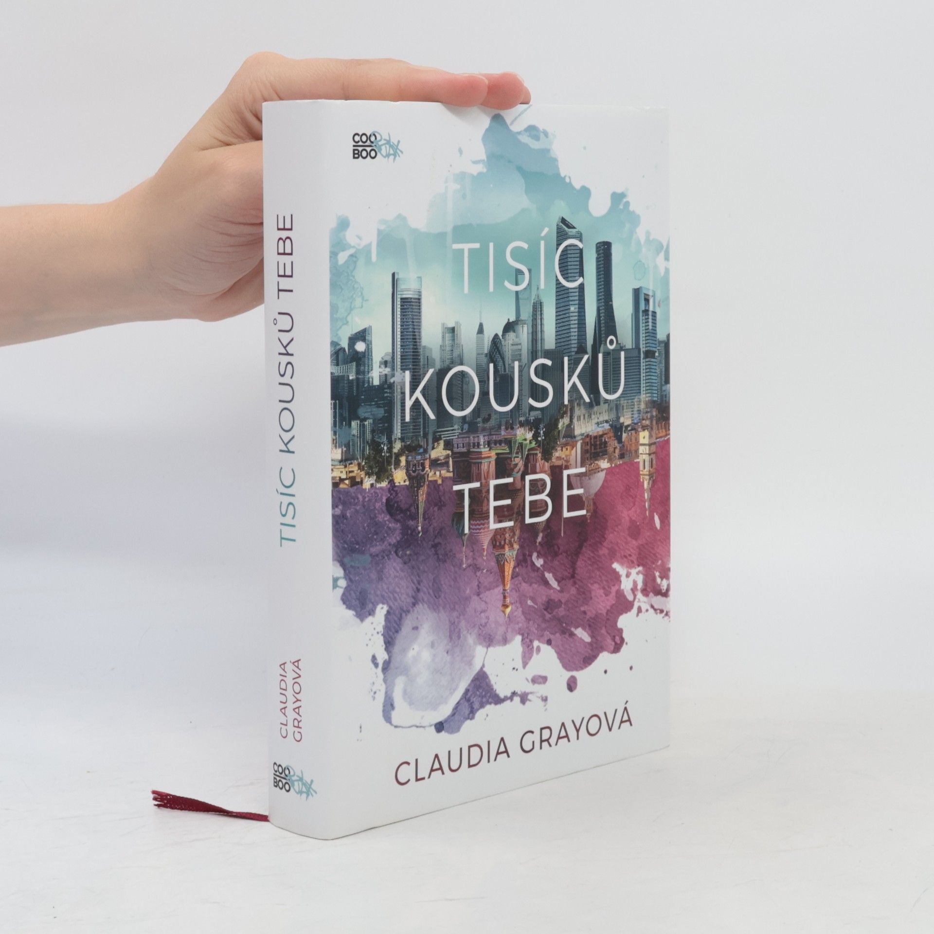 Claudia Gray Tisíc kousků tebe