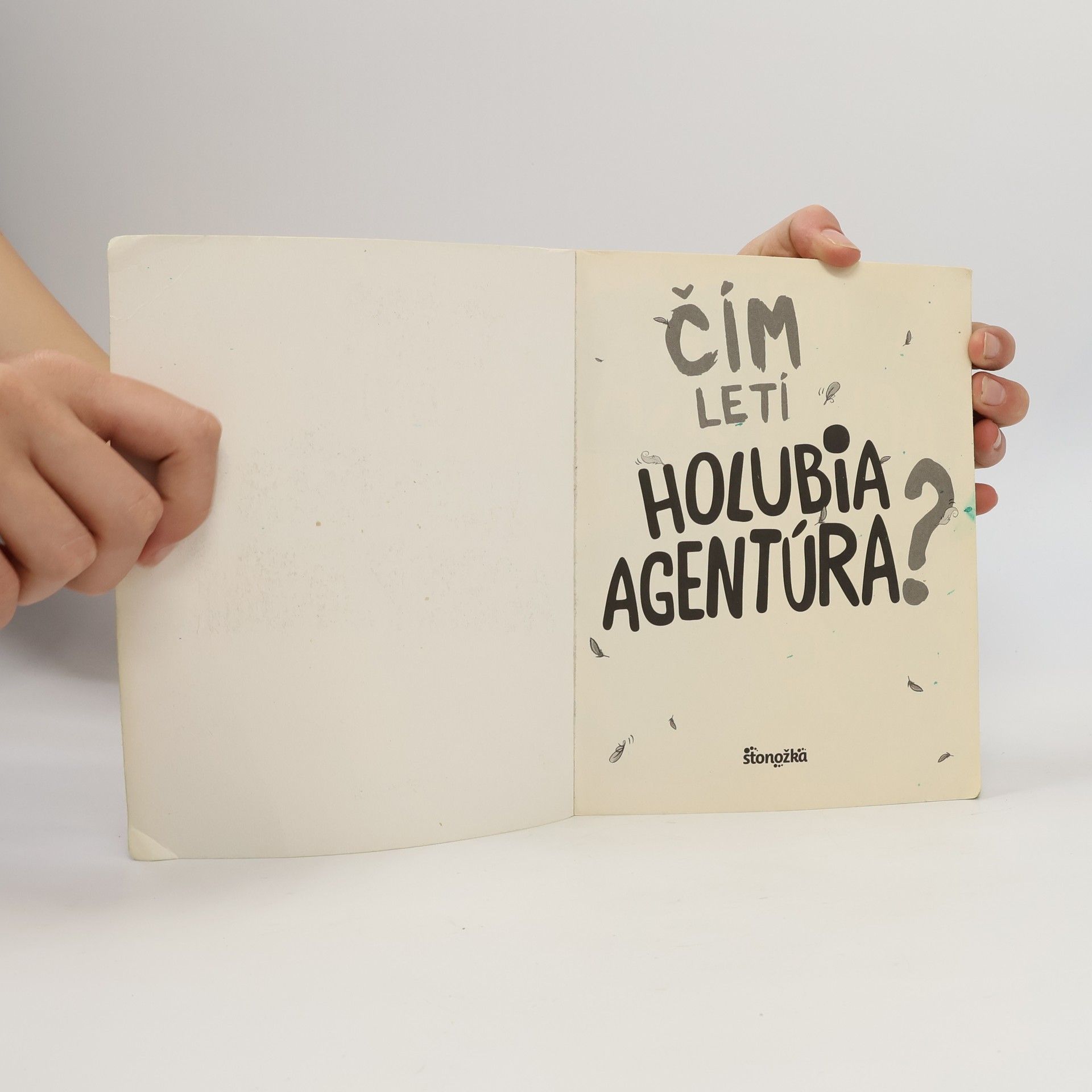 Andrew McDonald Holubia agentúra letí hniezdoletom