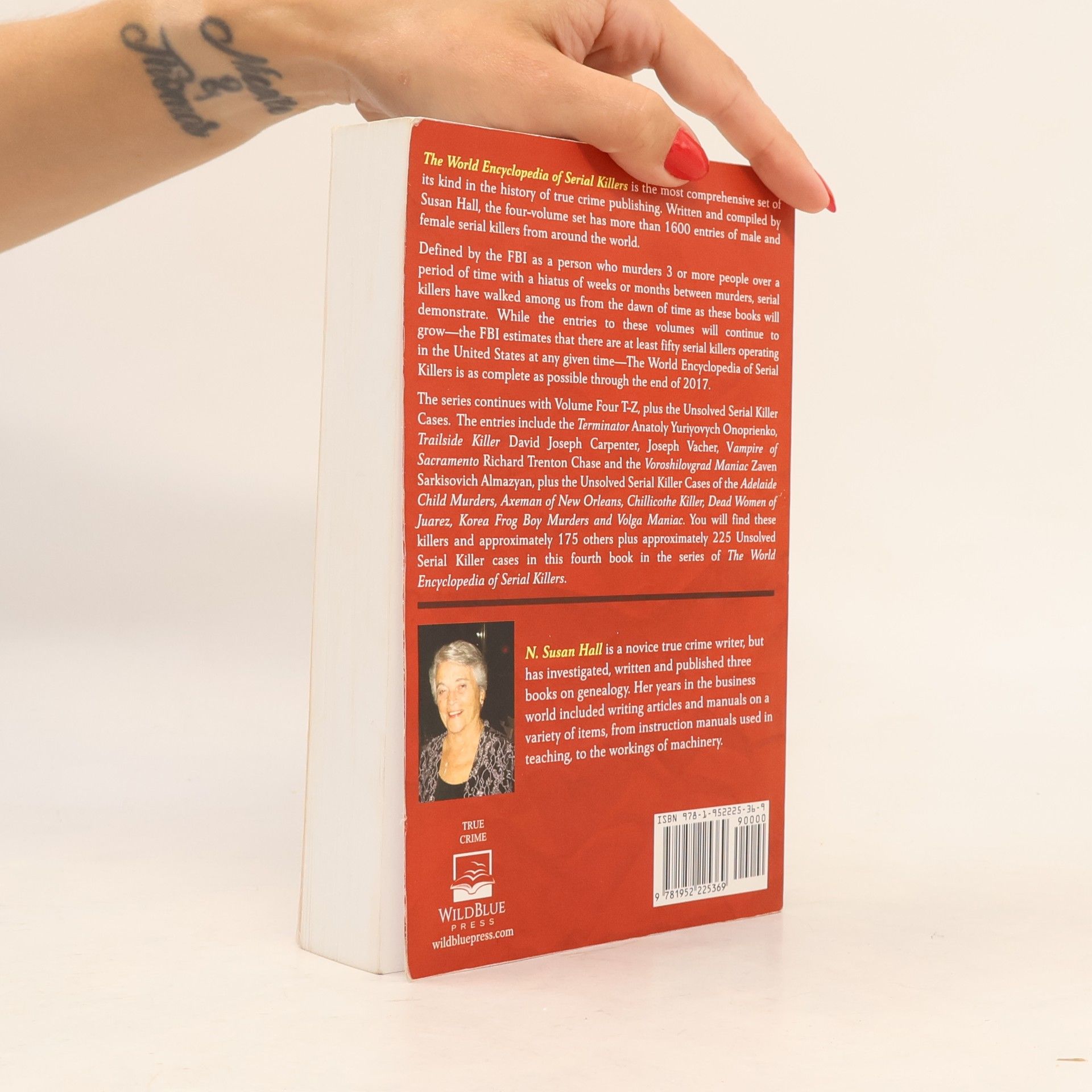 Susan J. Hall The World Encyclopedia of Serial Killers