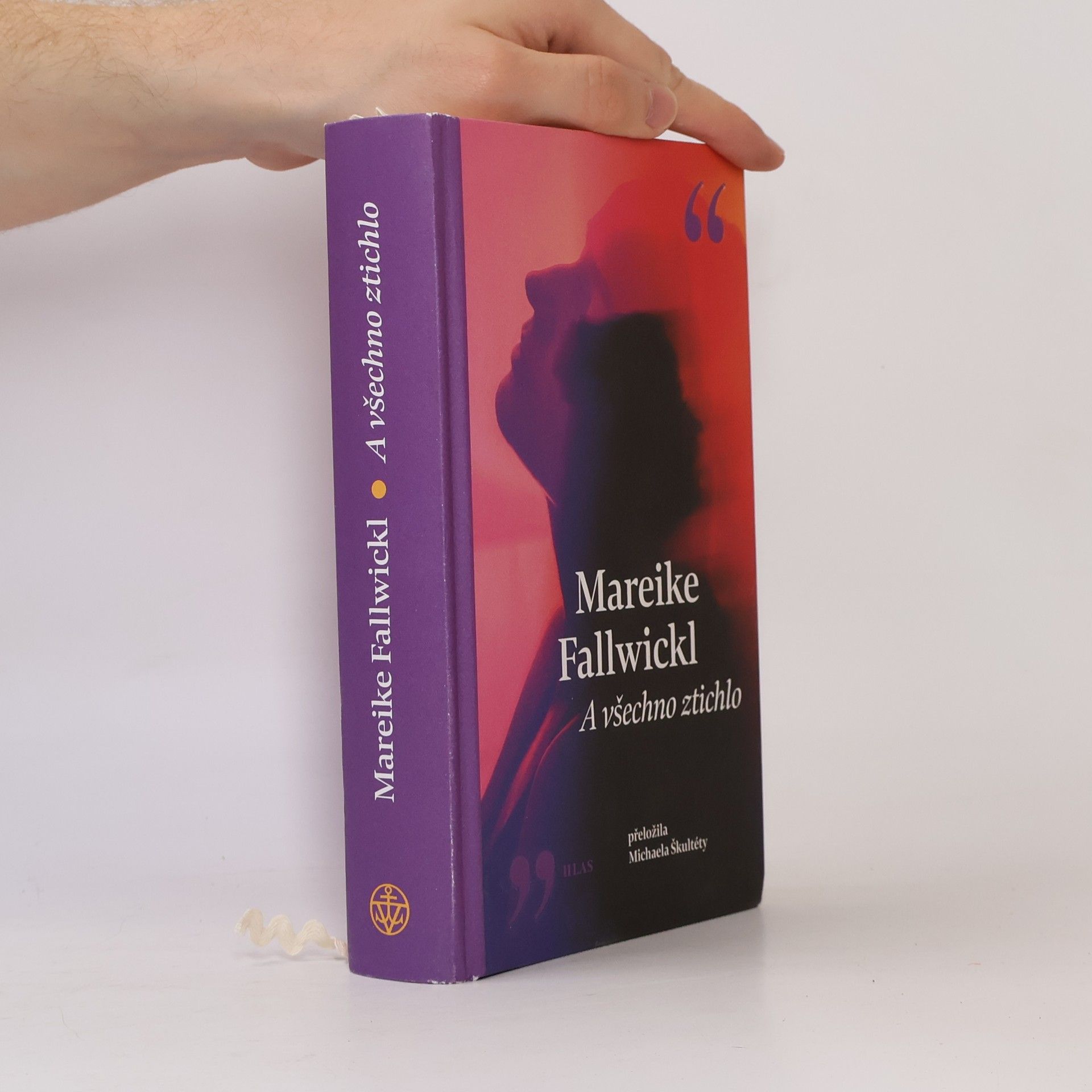Mareike Fallwickl A všechno ztichlo