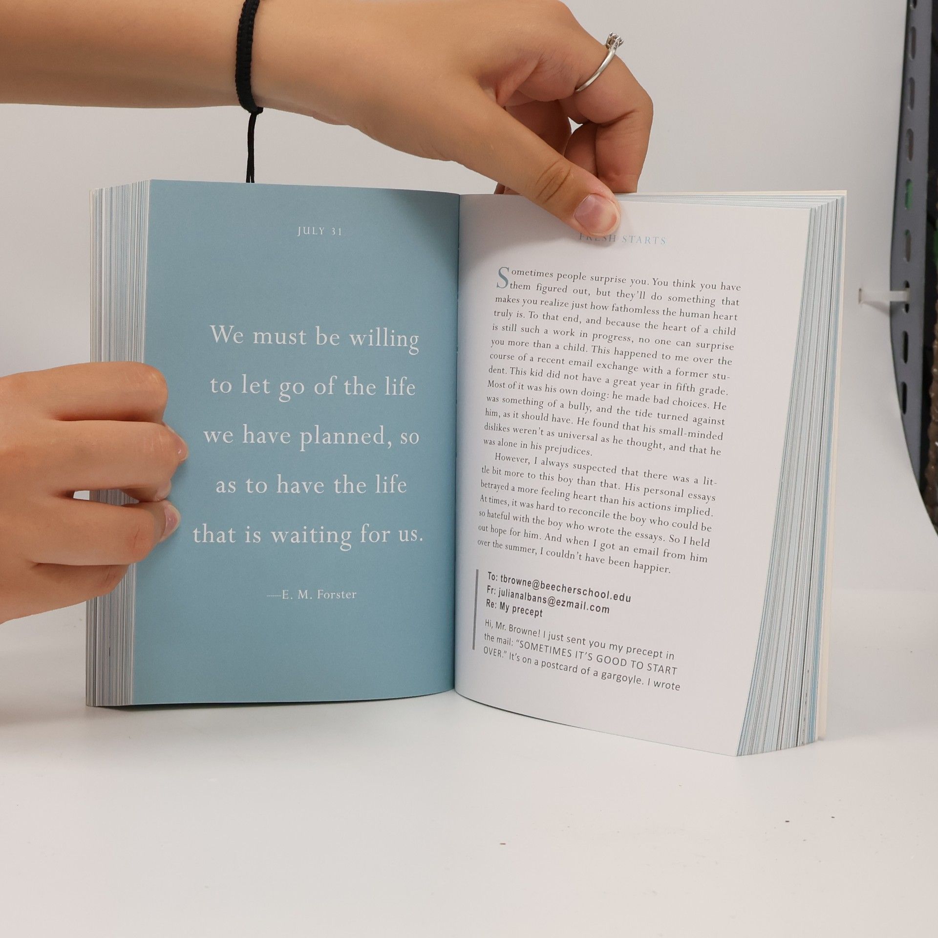 Raquel J. Palacio 365 days of wonder