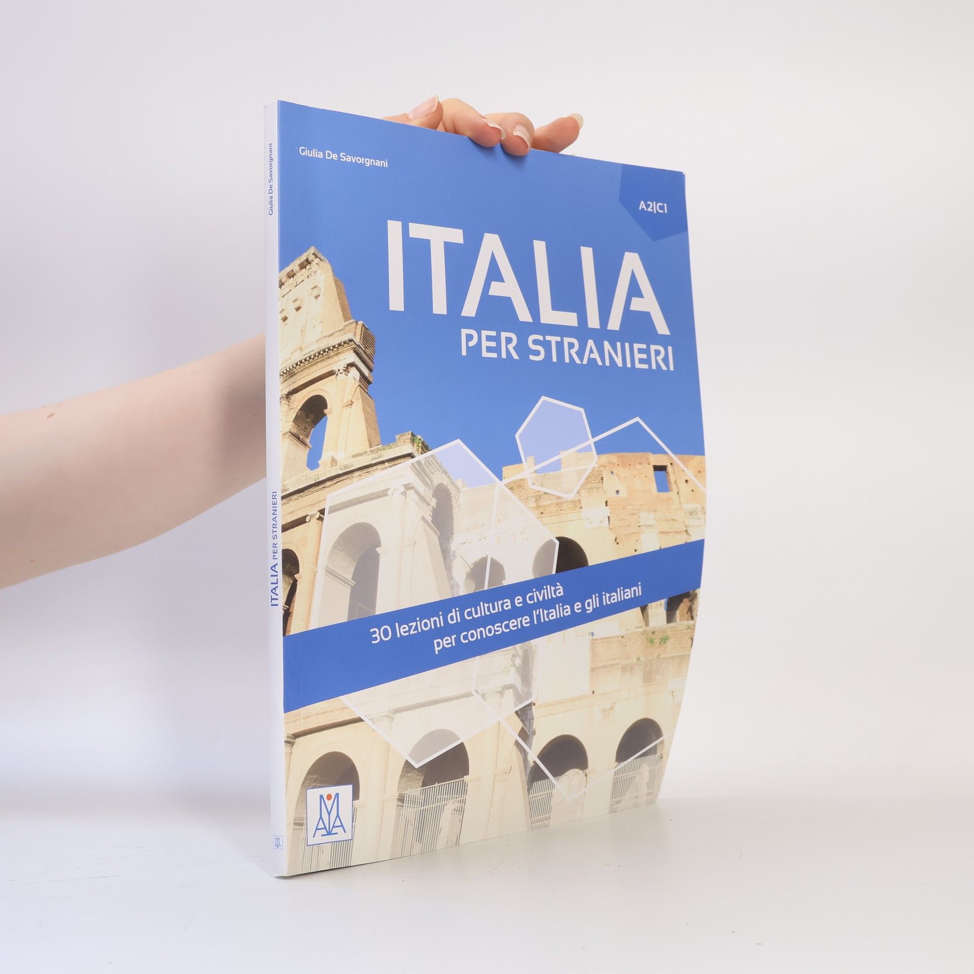 Giuliavde Savorgnani Italia per stranieri