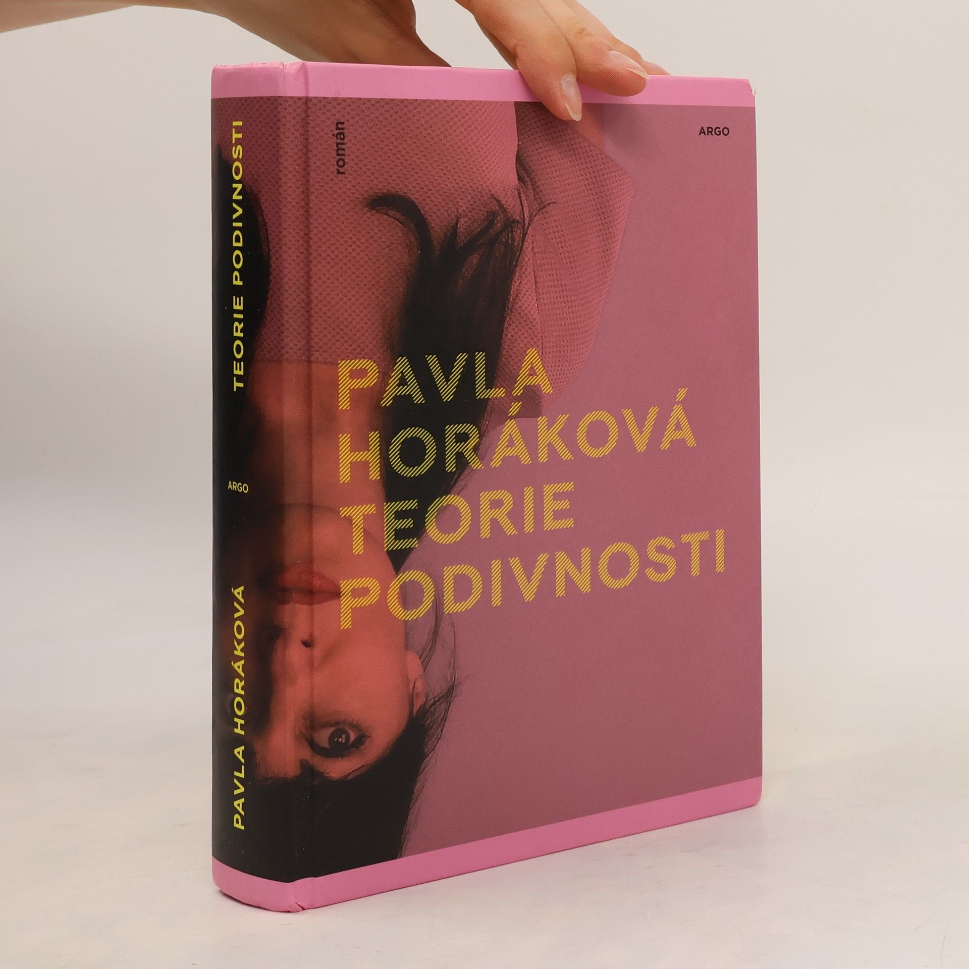 Teorie podivnosti