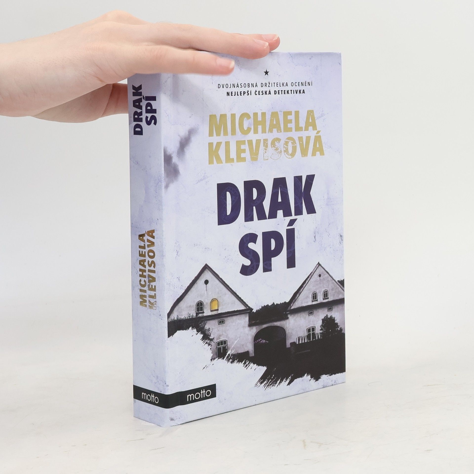 Michaela Klevisová Drak spí