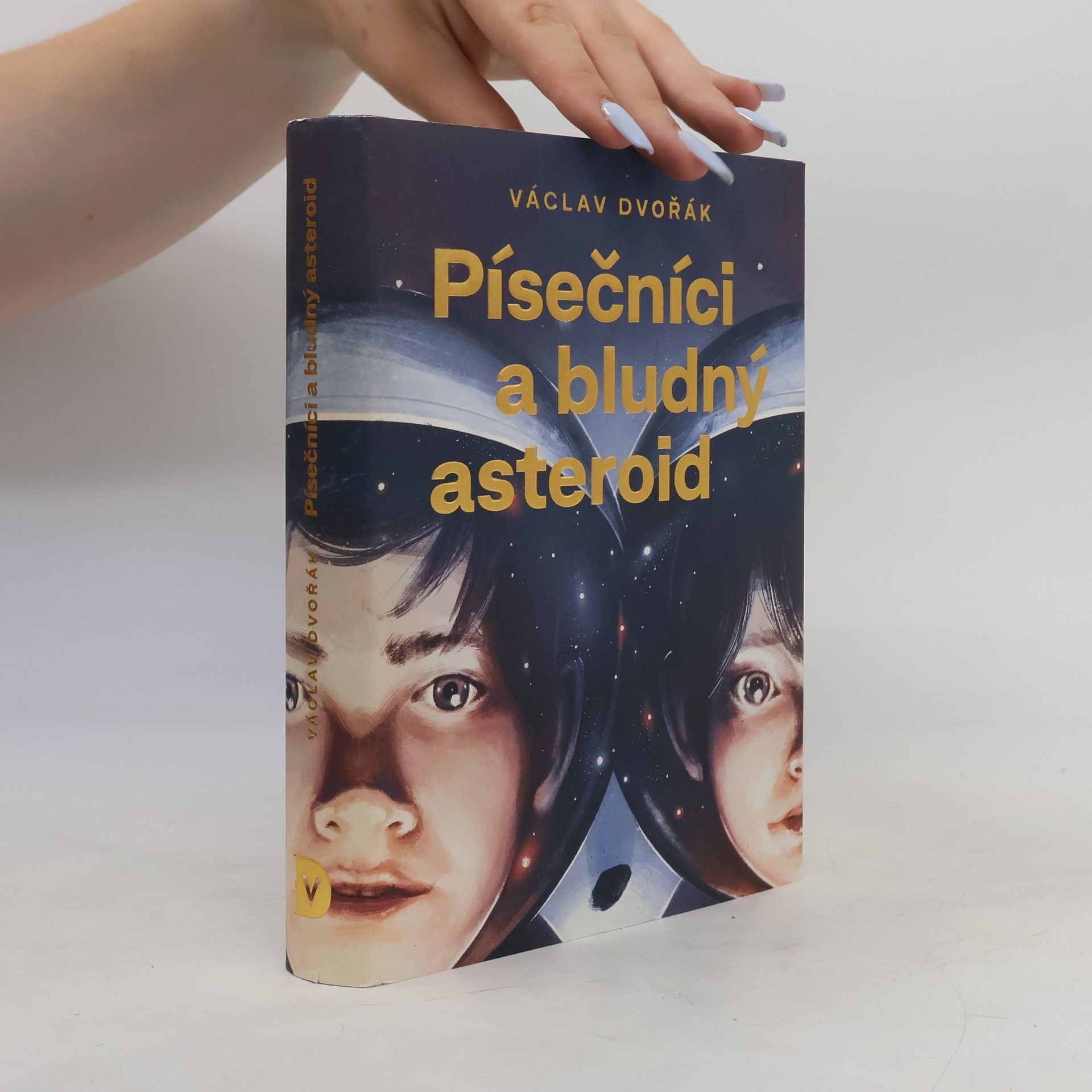Václav Dvořák Písečníci a bludný asteroid