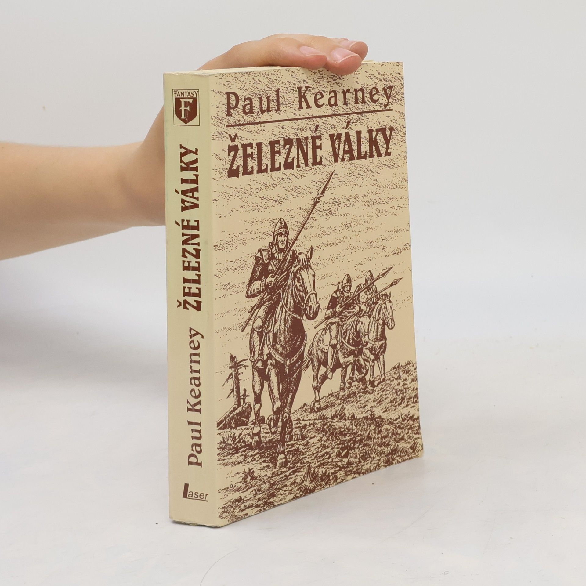 Paul Kearney Železné války