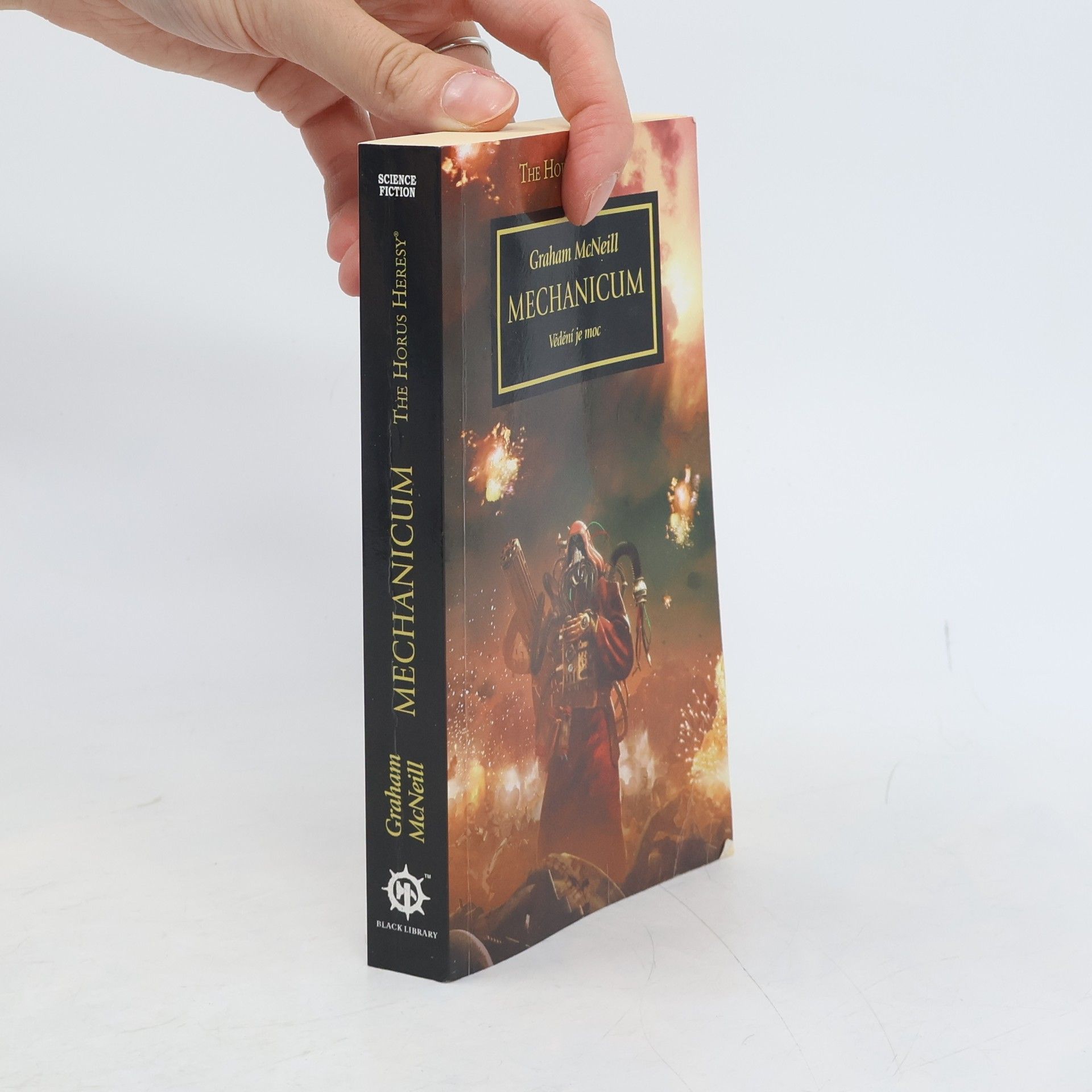 Graham McNeill Mechanicum : vědění je moc