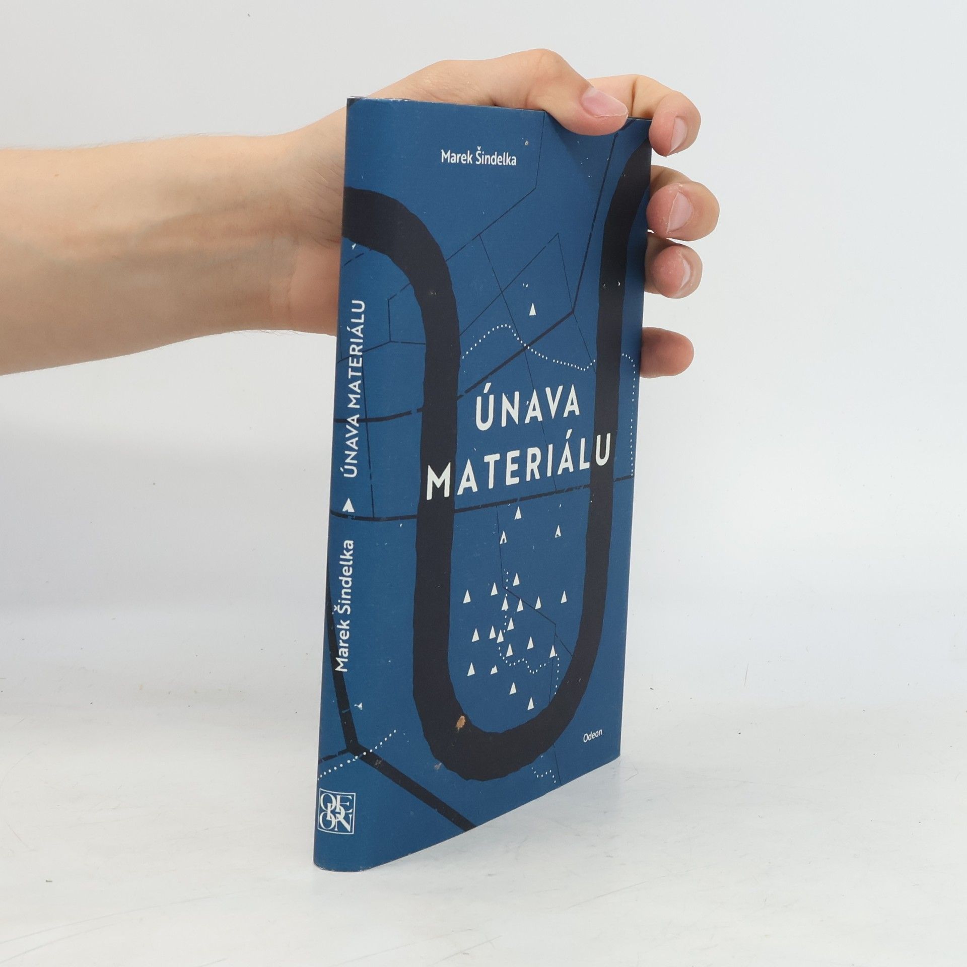 Marek Šindelka Únava materiálu