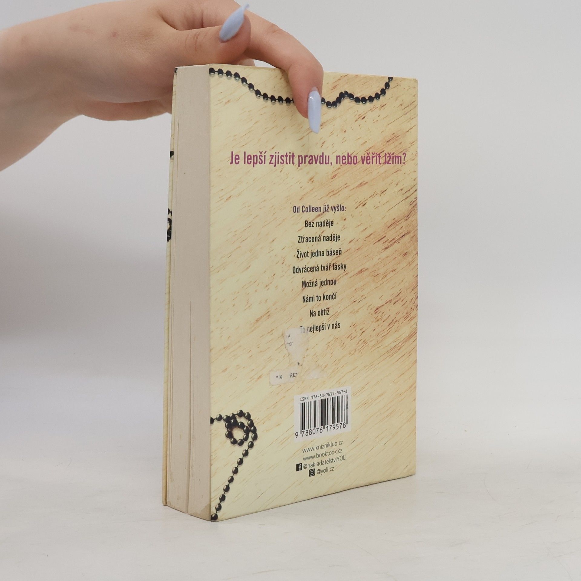 Colleen Hoover Bez naděje