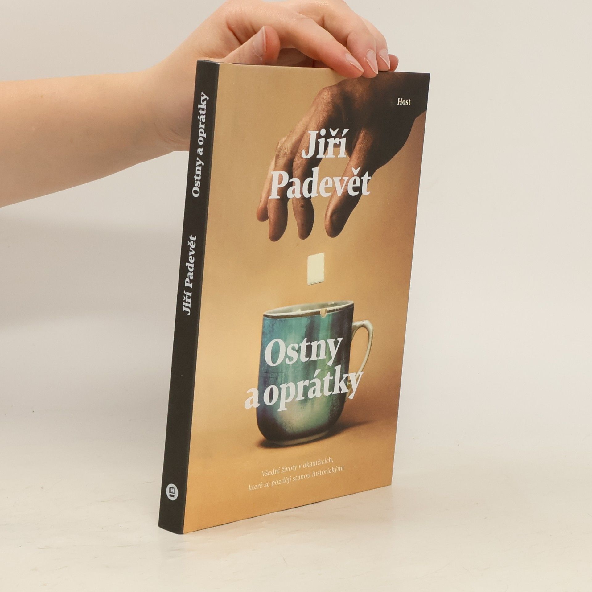 Jiří Padevět Ostny a oprátky
