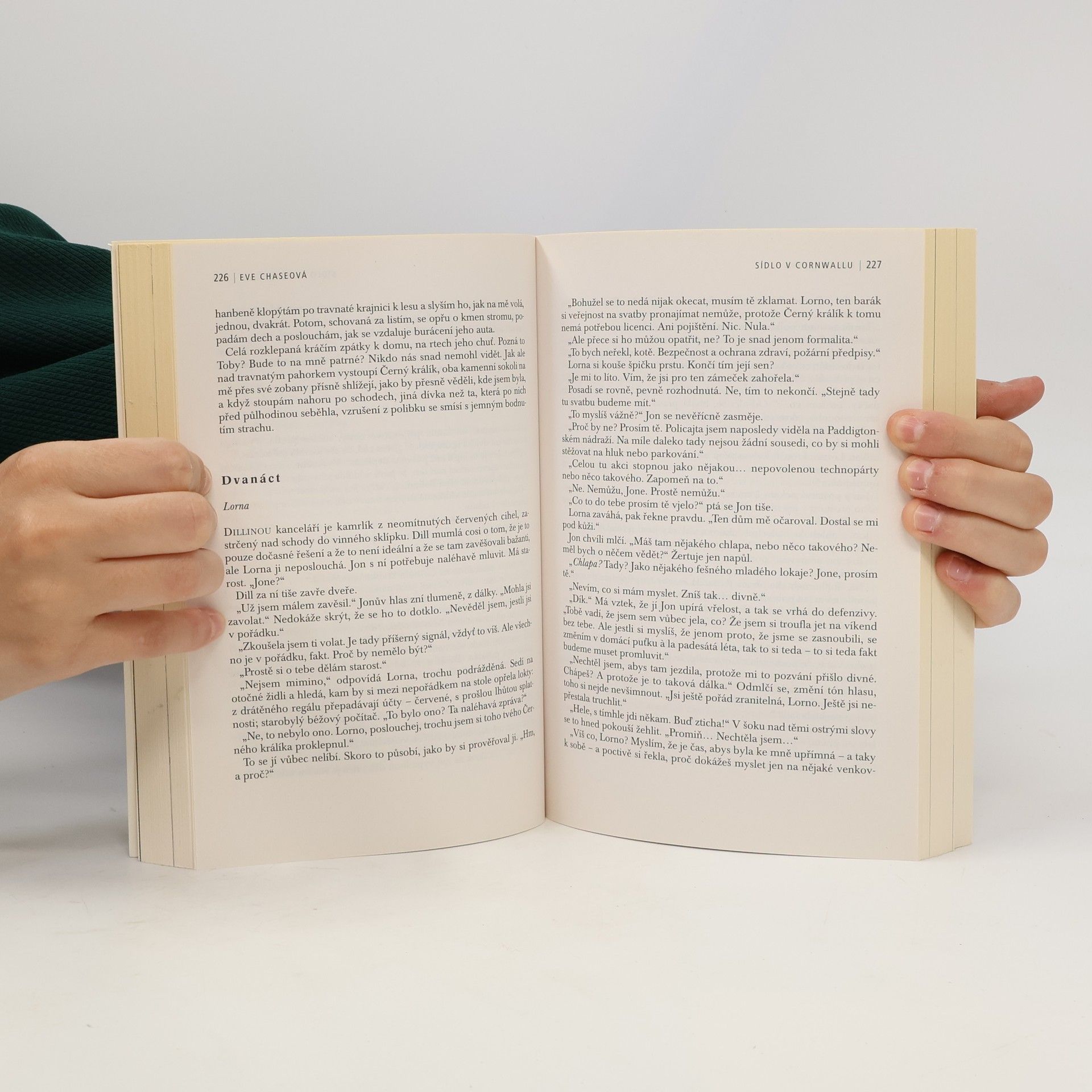 Tess Gerritsen Umři znovu / Sídlo v Cornwallu / Honicí psi / Nečekané dědictví inspektora Čopry