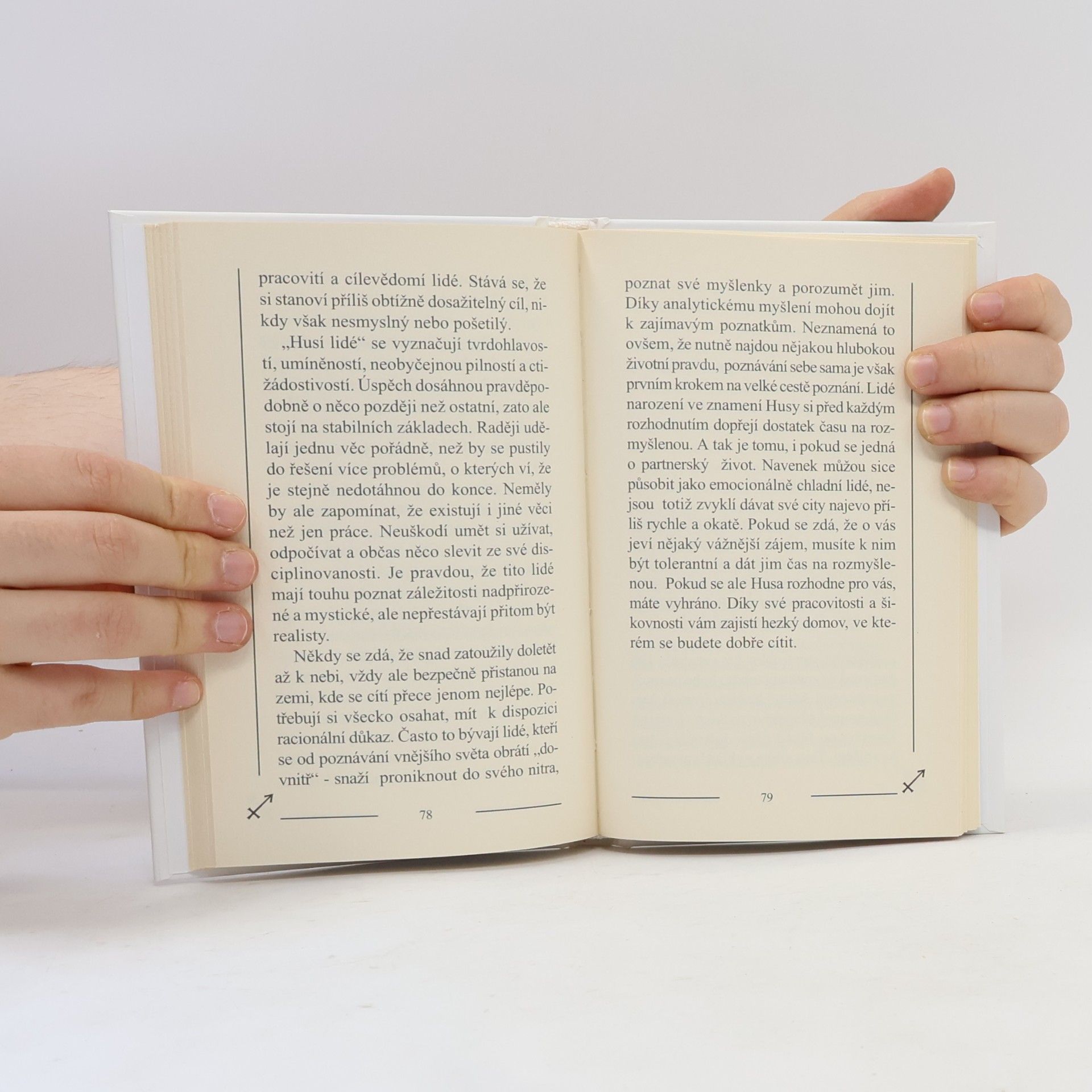 Peter M. Jolin Střelec: Křížem krážem zvěrokruhem