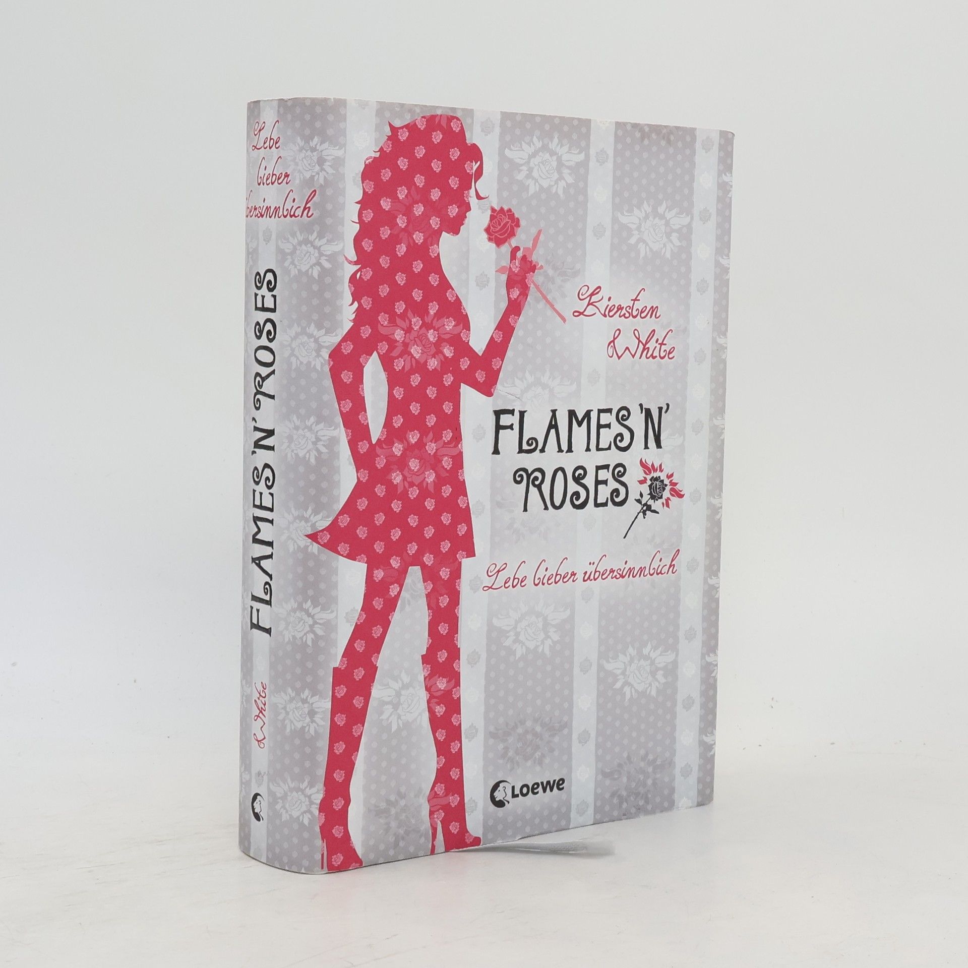 Kiersten White Flames ´n´ roses