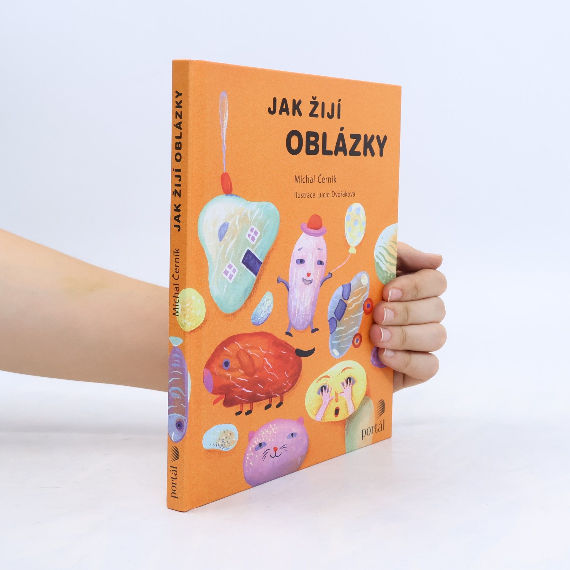 Michal Černík Jak žijí oblázky