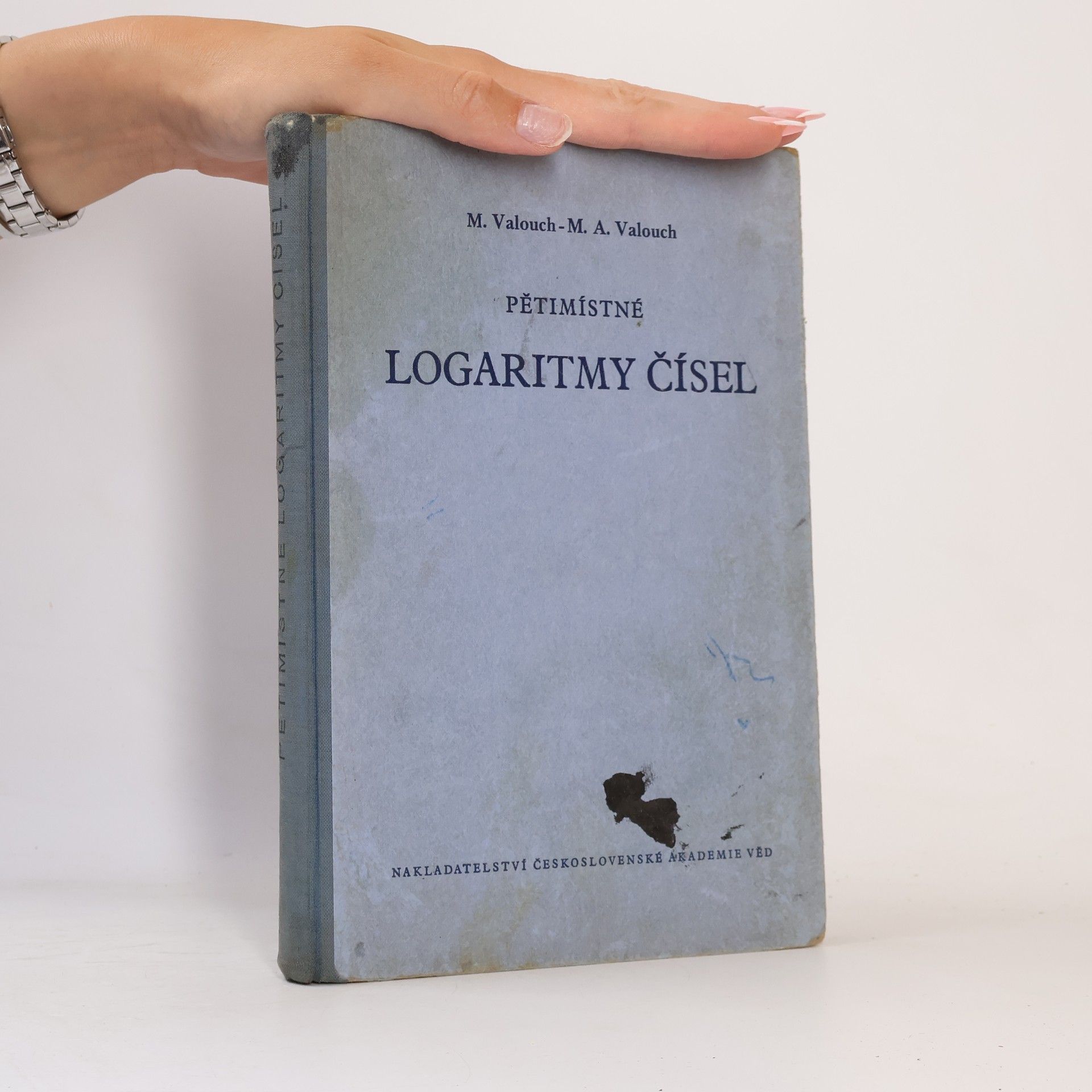 M. A. Valouch Pětimístné logaritmy čísel
