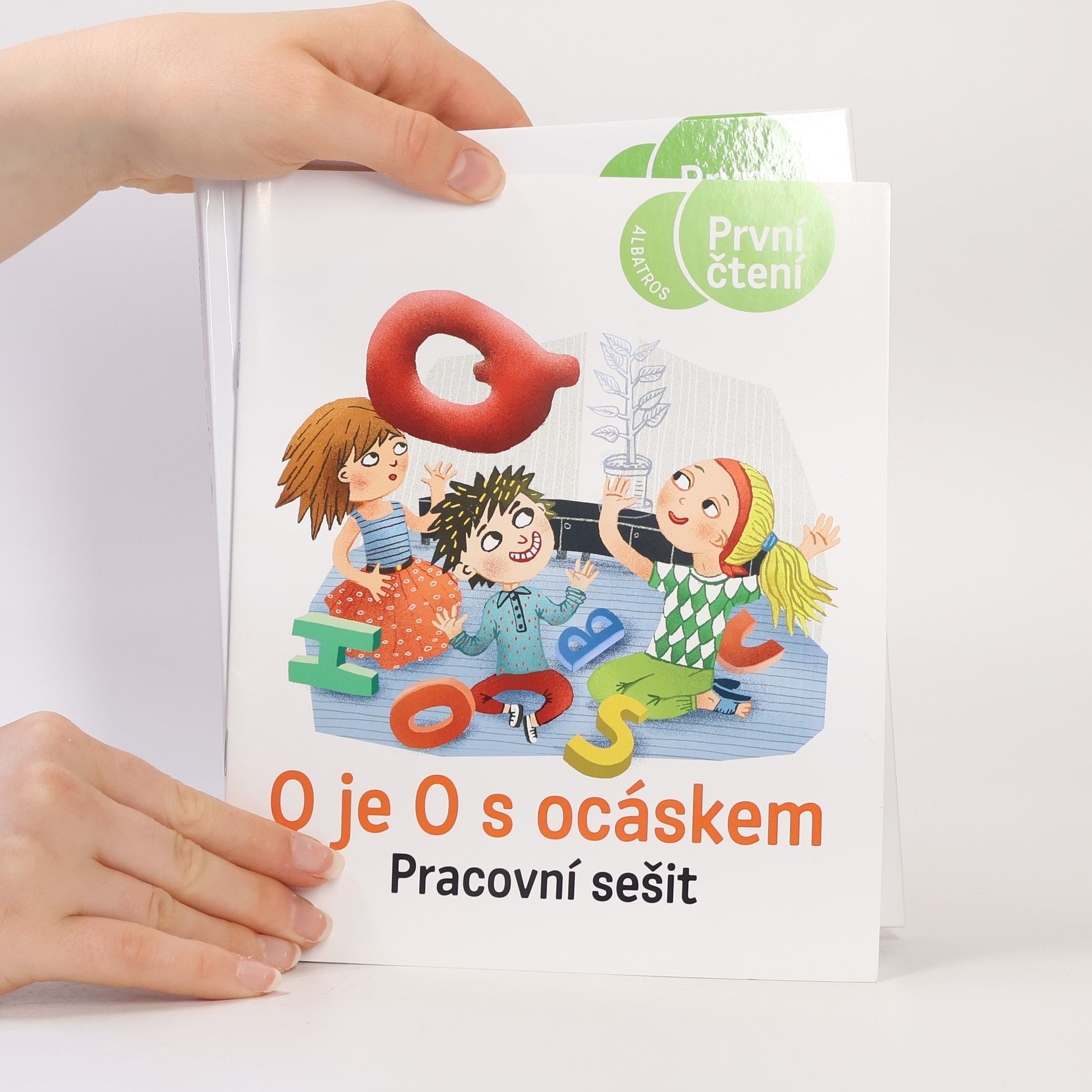 Ivona Březinová Q je O s ocáskem