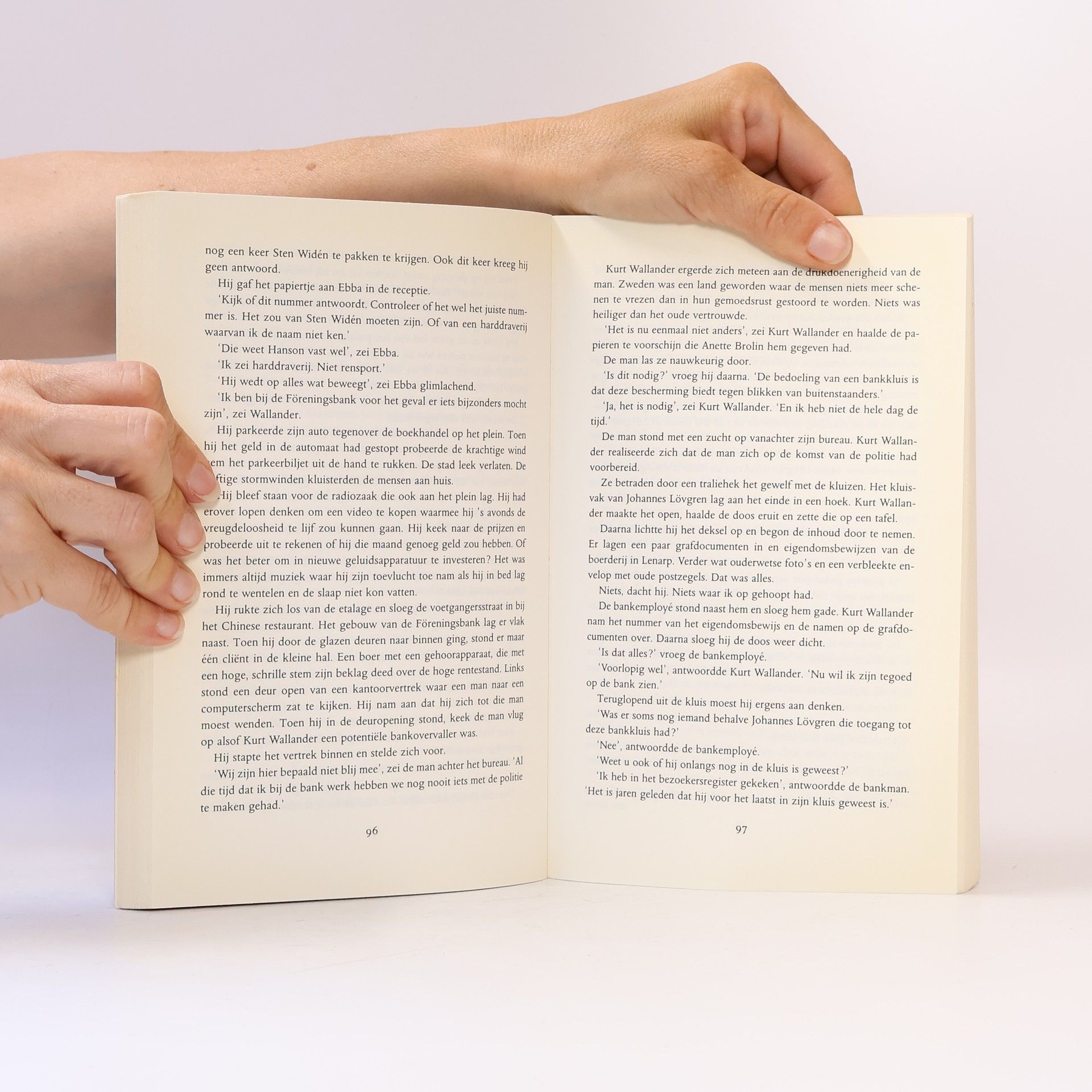 Henning Mankell Moordenaar zonder gezicht