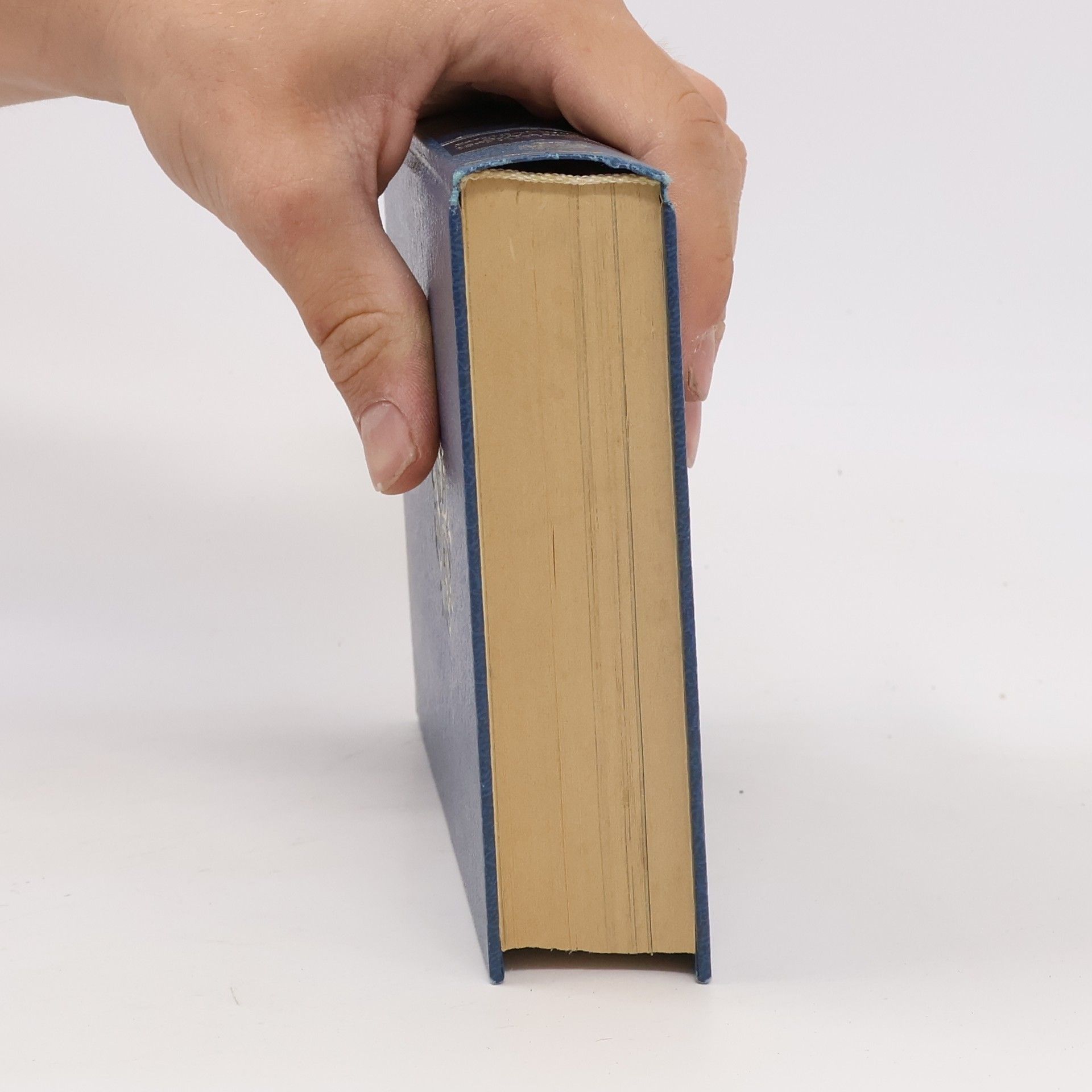 Ken Follett Reader's Digest Auswahlbücher. Der Mann aus St. Petersburg. Die Linden von Lautenbach. Der verratene Himmel. Der Berg der Fische