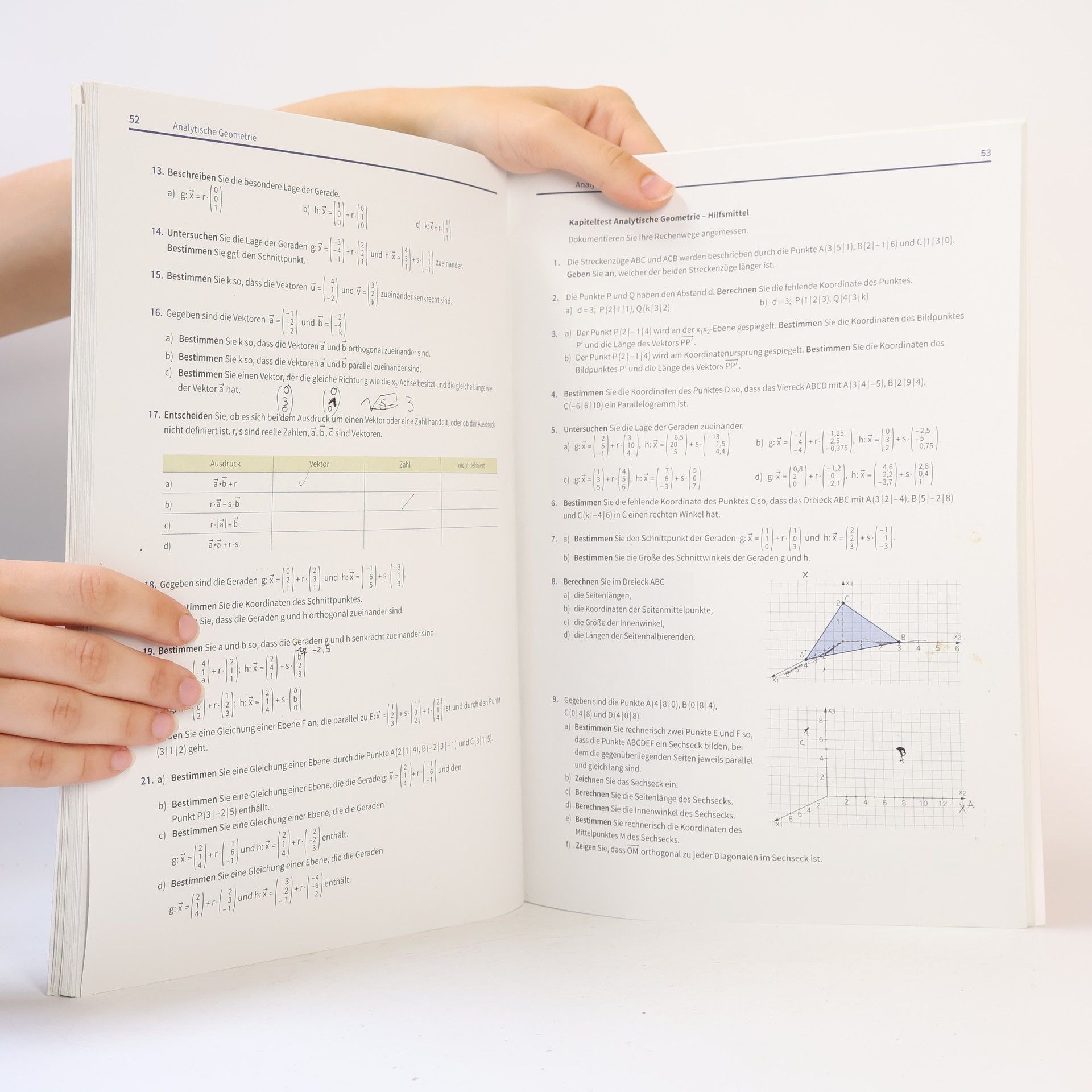 Elemente der Mathematik SII. Qualifikationsphase gA Grundkurs: Arbeitsheft mit Lösungen. Niedersachsen