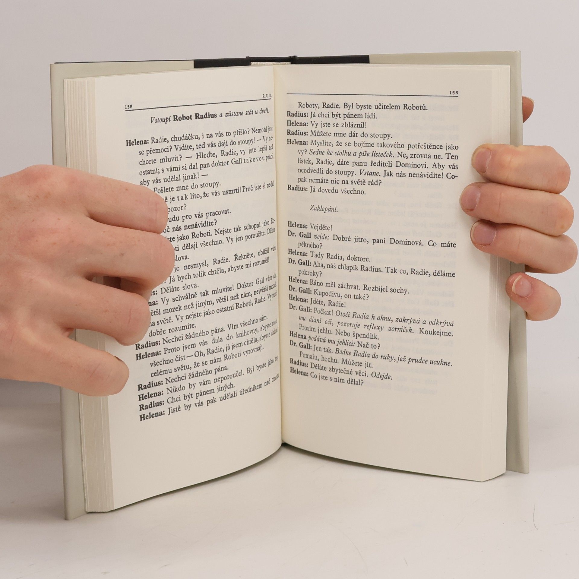 Karel Čapek Loupežník. R.U.R. Bílá nemoc