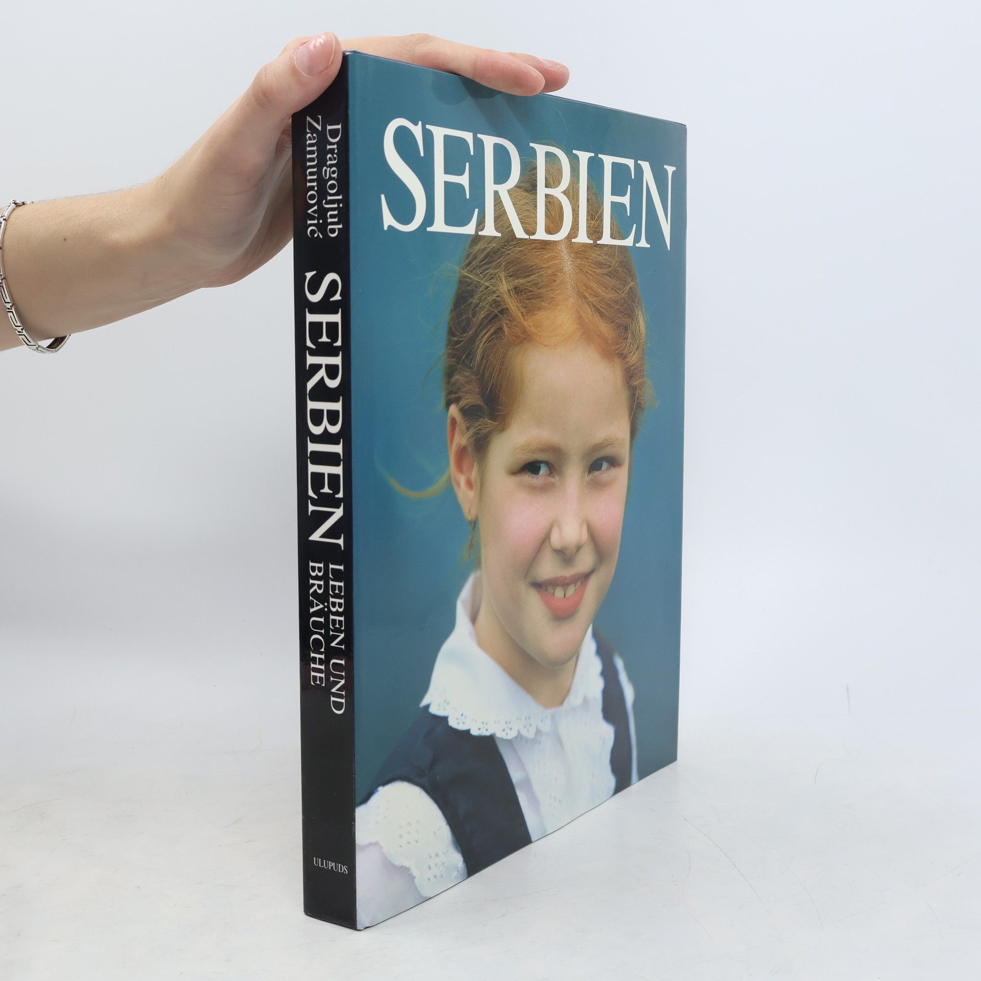Serbien