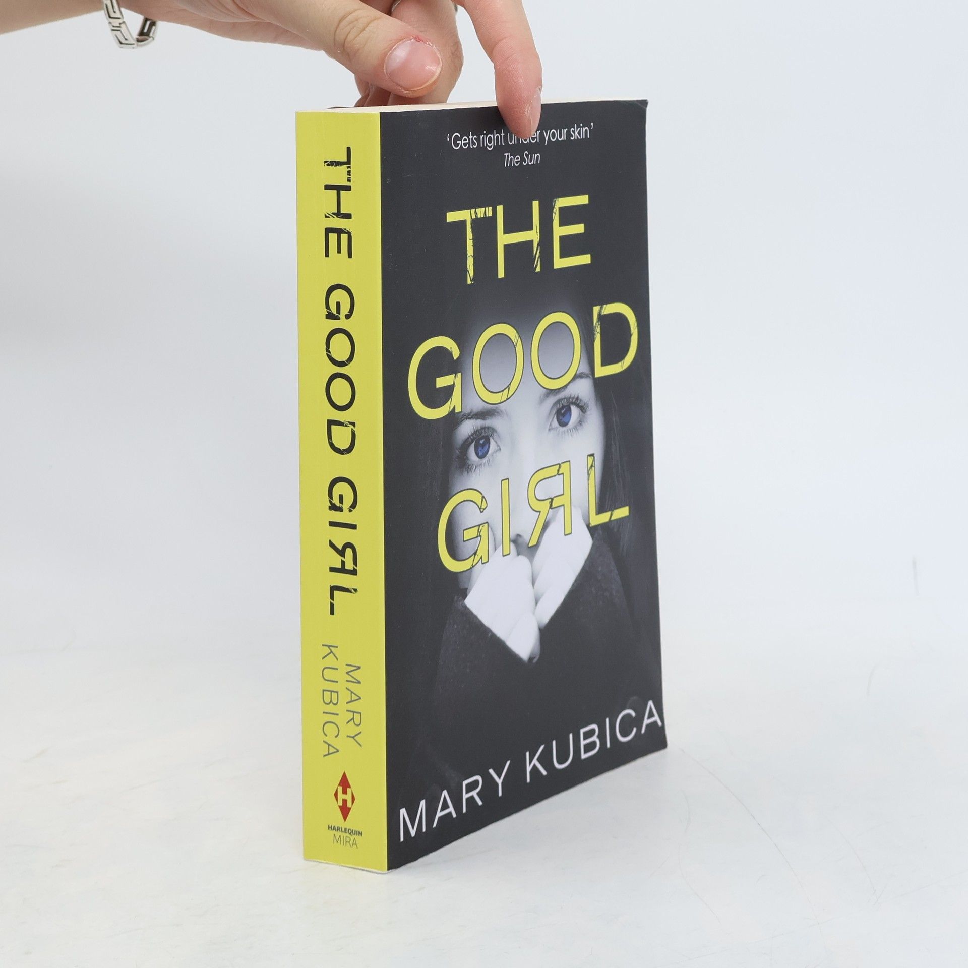 Mary Kubica The Good Girl. Good Girl. Entführt, englische Ausgabe