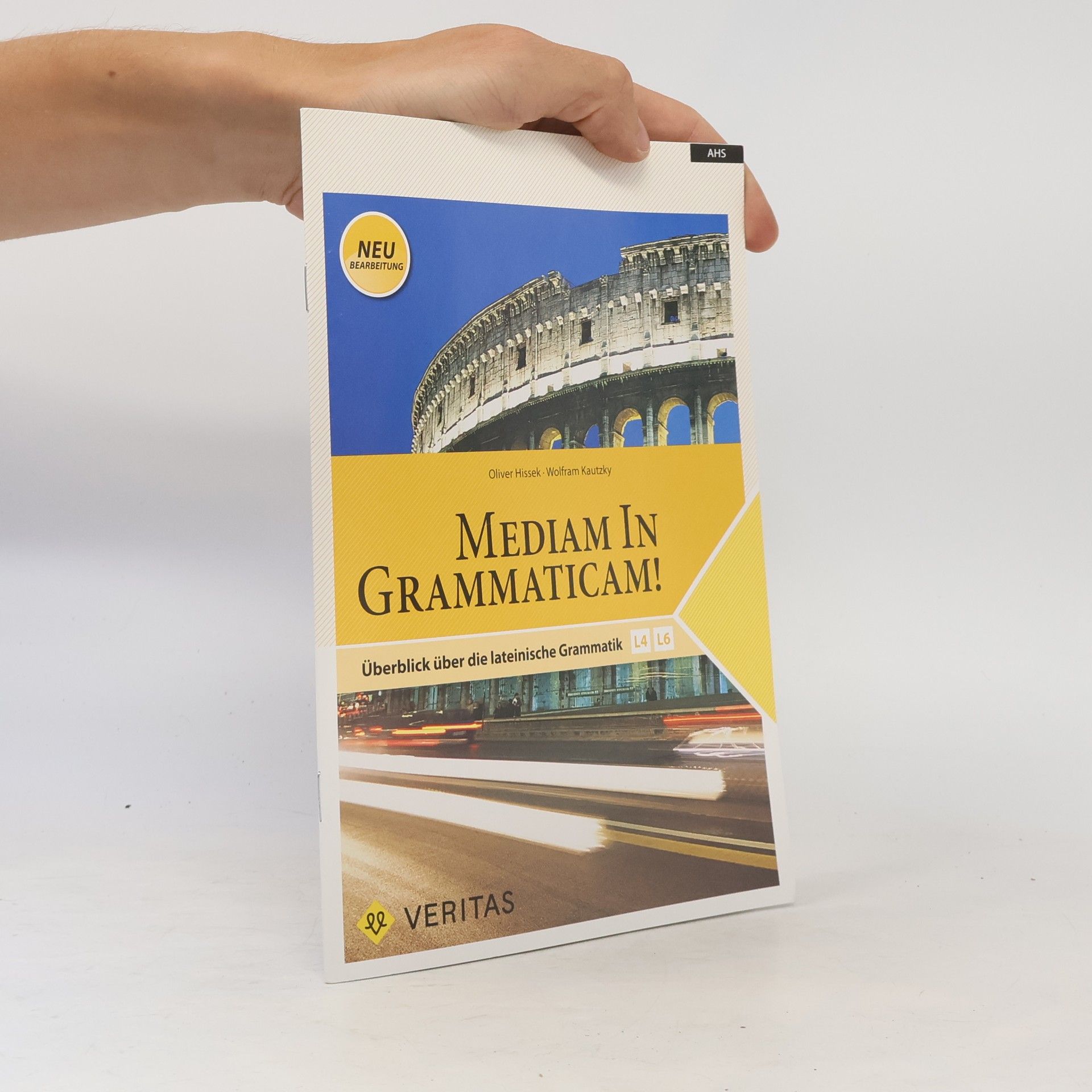 Oliver Hissek Mediam in Grammaticam!
