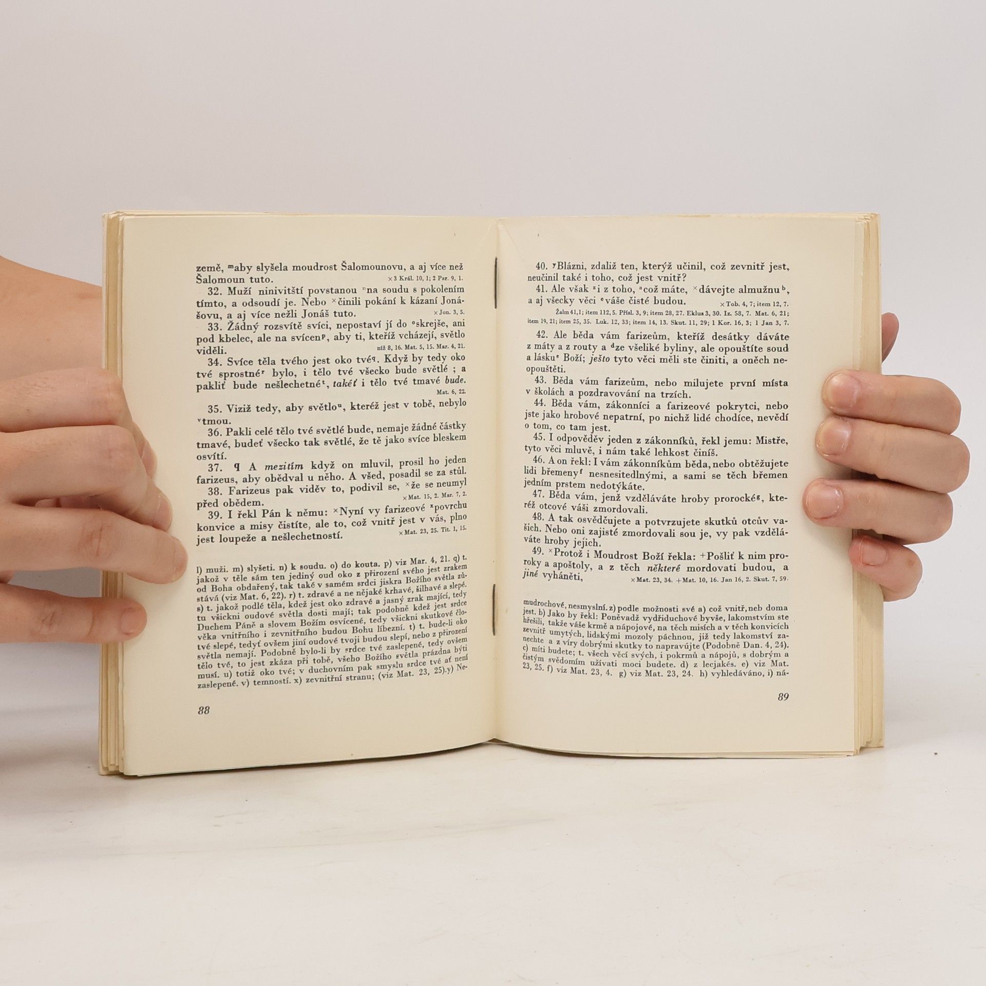 Josef Chráska Evangelium s. Lukáše: Text a výklady ve znění kralickém z roku 1593