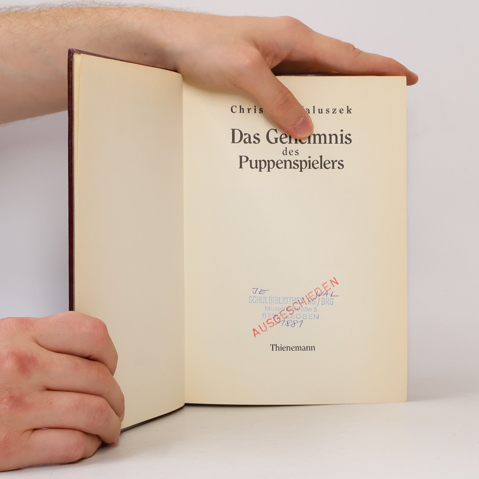 Christian Waluszek Das Geheimnis des Puppenspielers