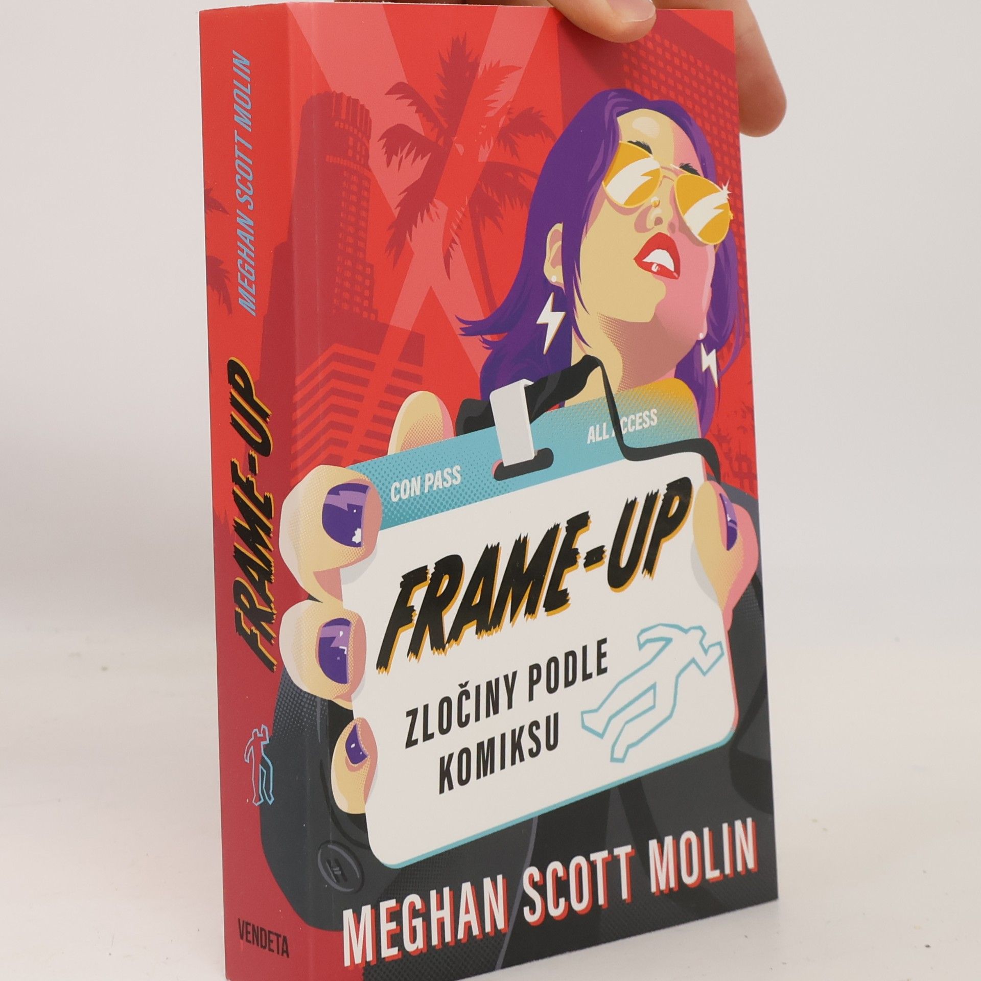 Meghan Scott Molin Frame-Up: Zločiny podle komiksu