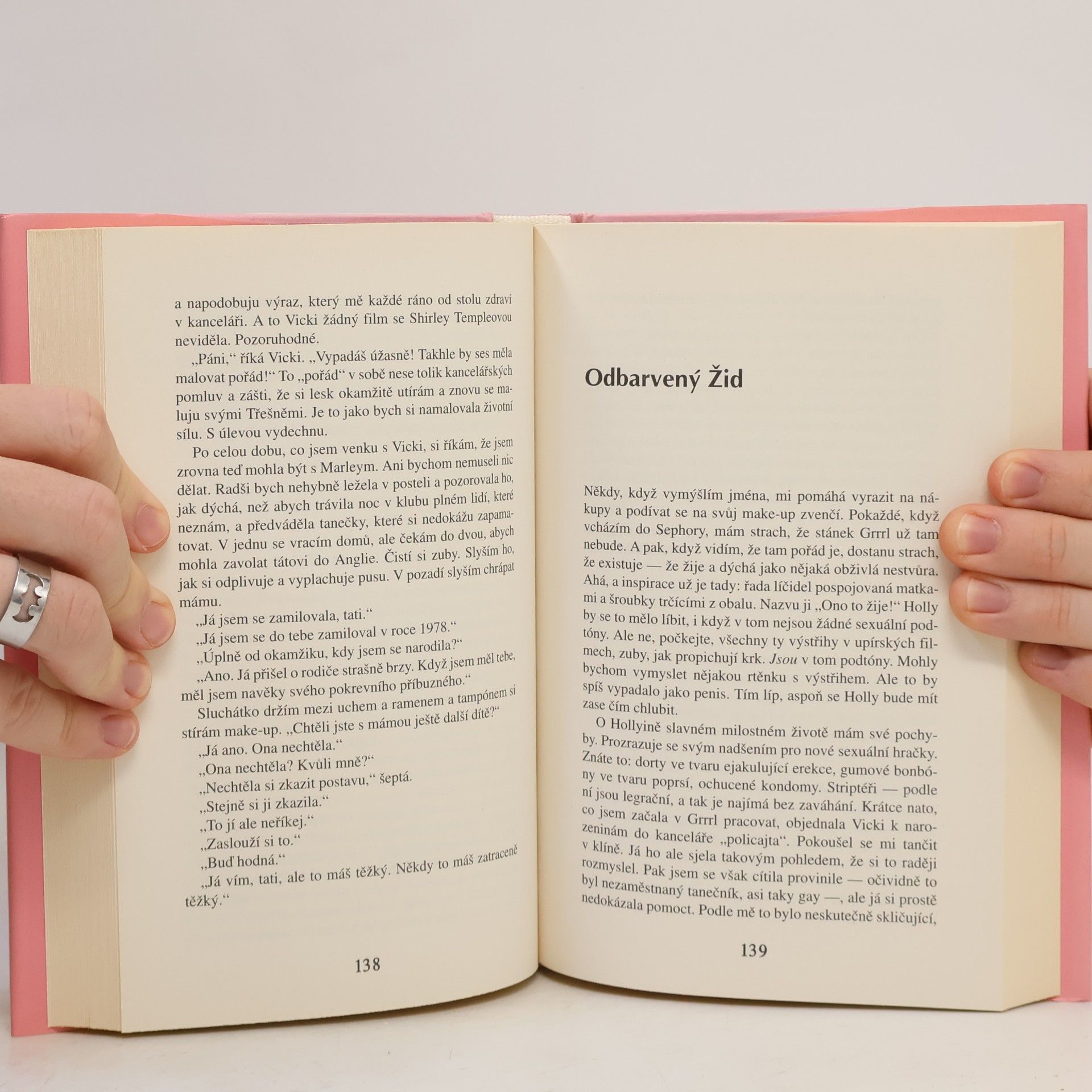 Emma Forrest Třešně ve sněhu