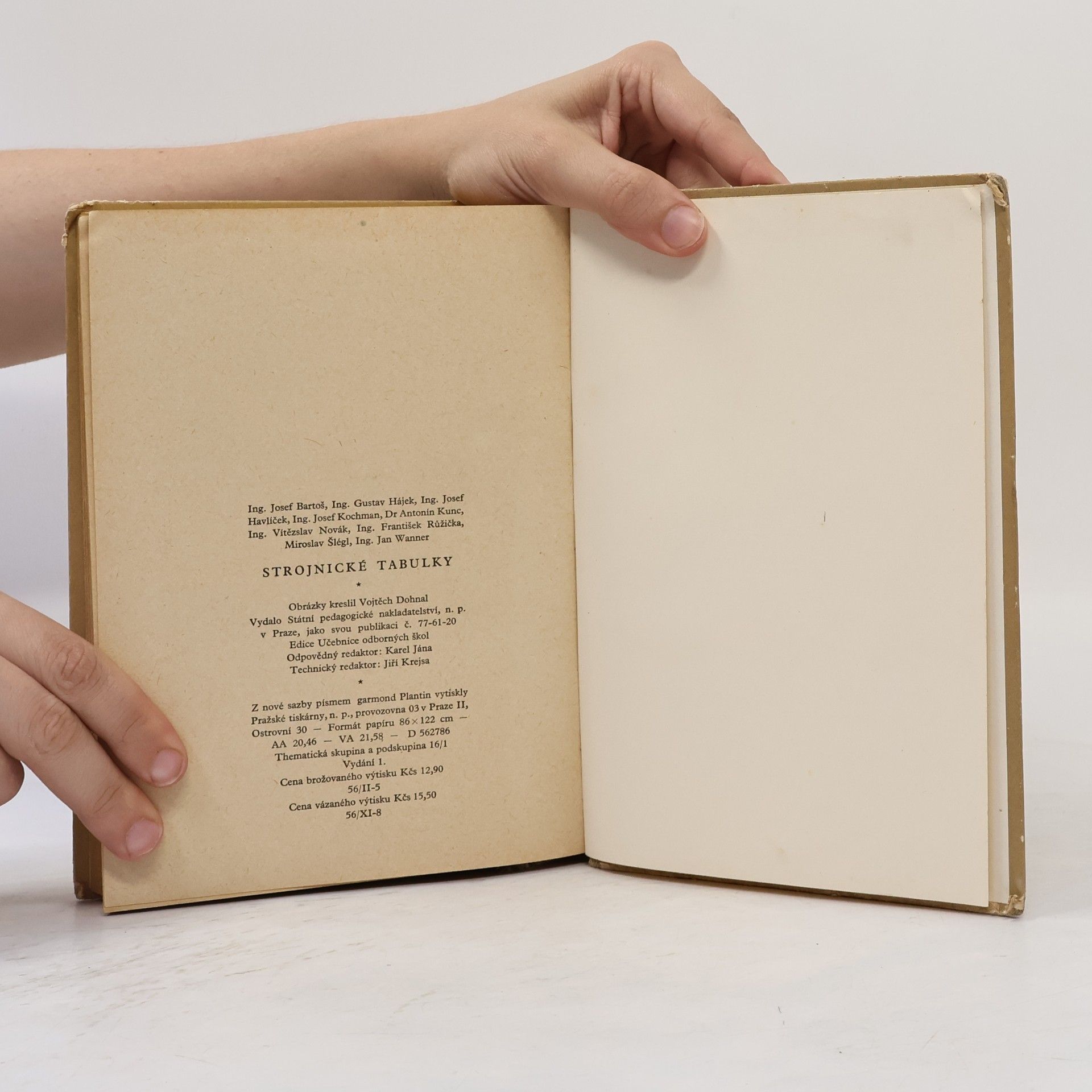 Autores varios Strojnické tabulky