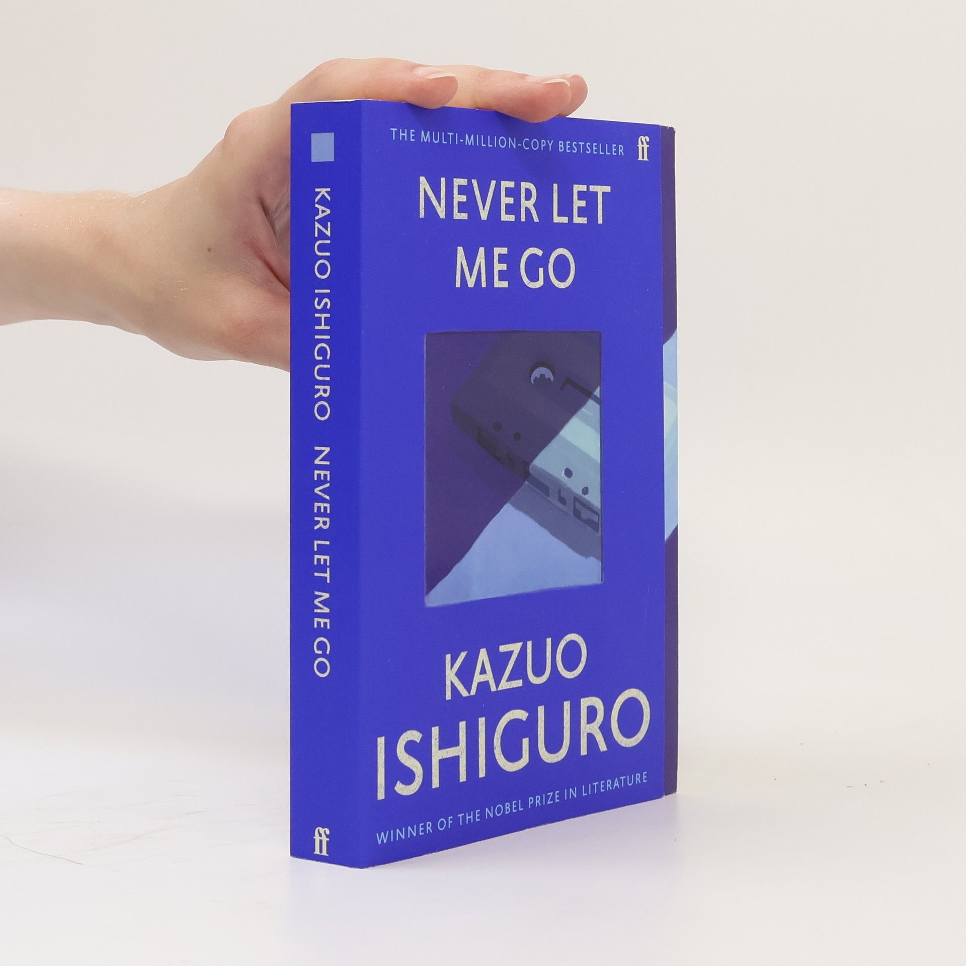 Kazuo Ishiguro Never Let Me Go