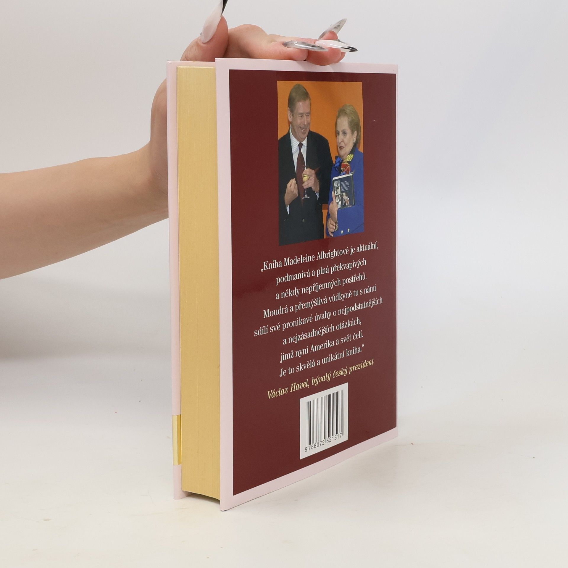 Madeleine Albright Mocní a všemohoucí