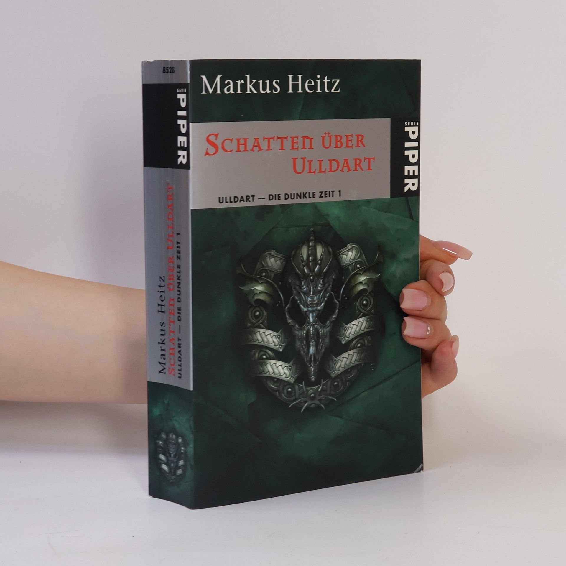 Markus Heitz Schatten über Ulldart. Ulldart - Die dunkle Zeit 1